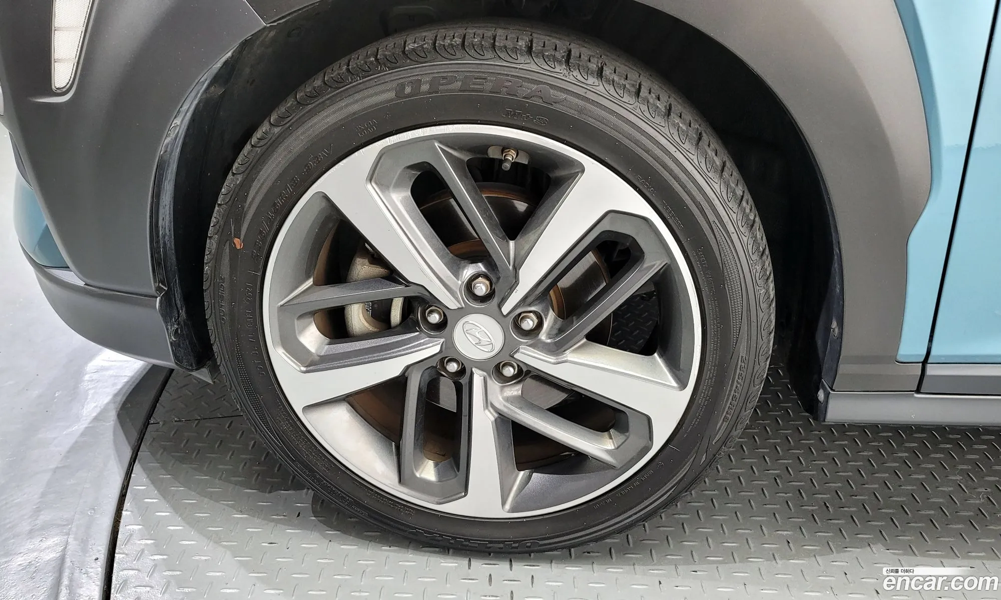 Hyundai Kona 16 Turbo 2Wd 2018 - фотография 18953091