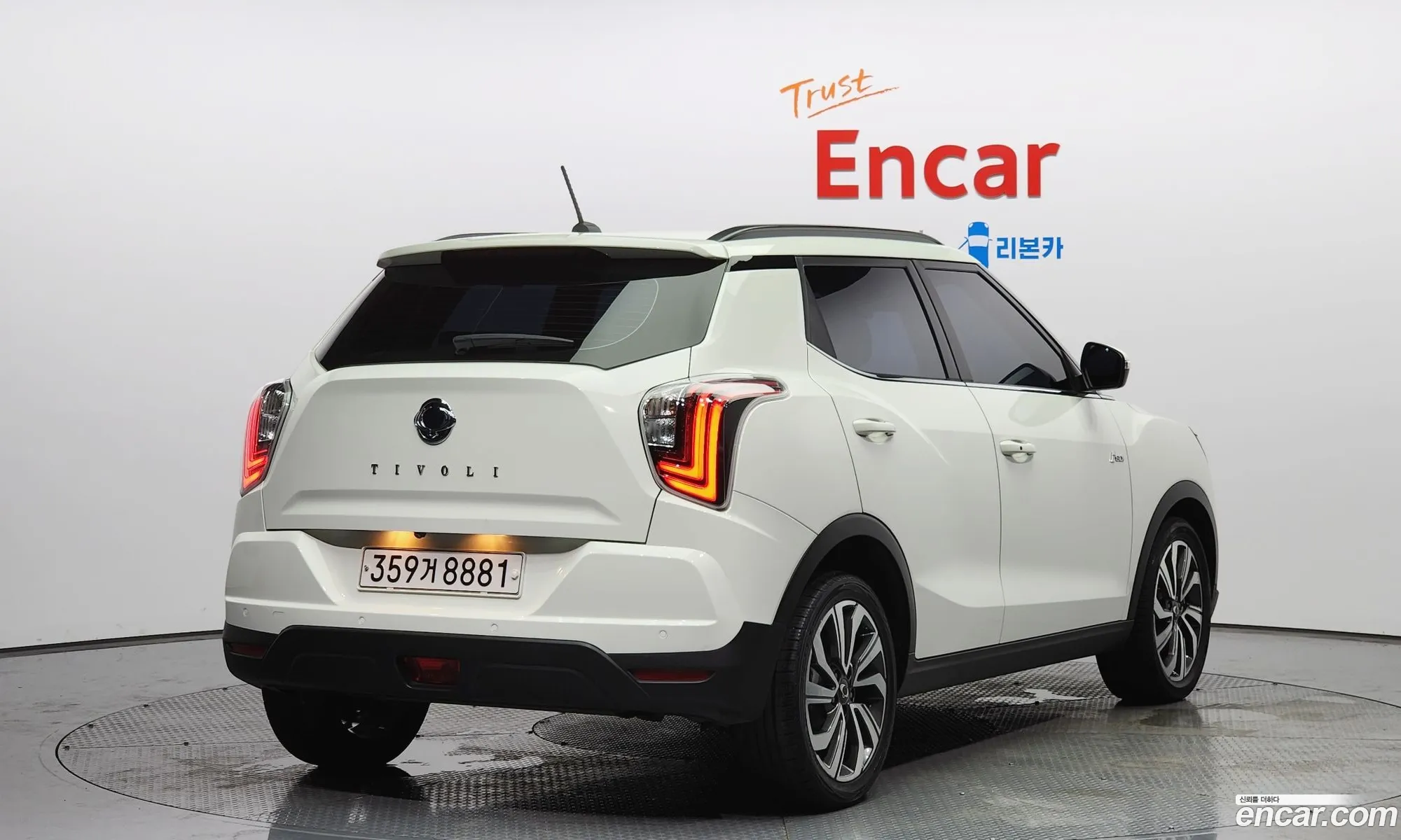 Ssangyong Tivoli Tivoli Gasoline 15 2Wd 2020 - фотография 17202238