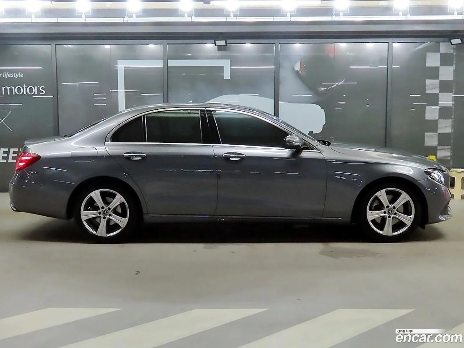 Mercedes-Benz E-Klasse V W213 S213 C238 E200 Avant Garde 2018 - фотография 17156325