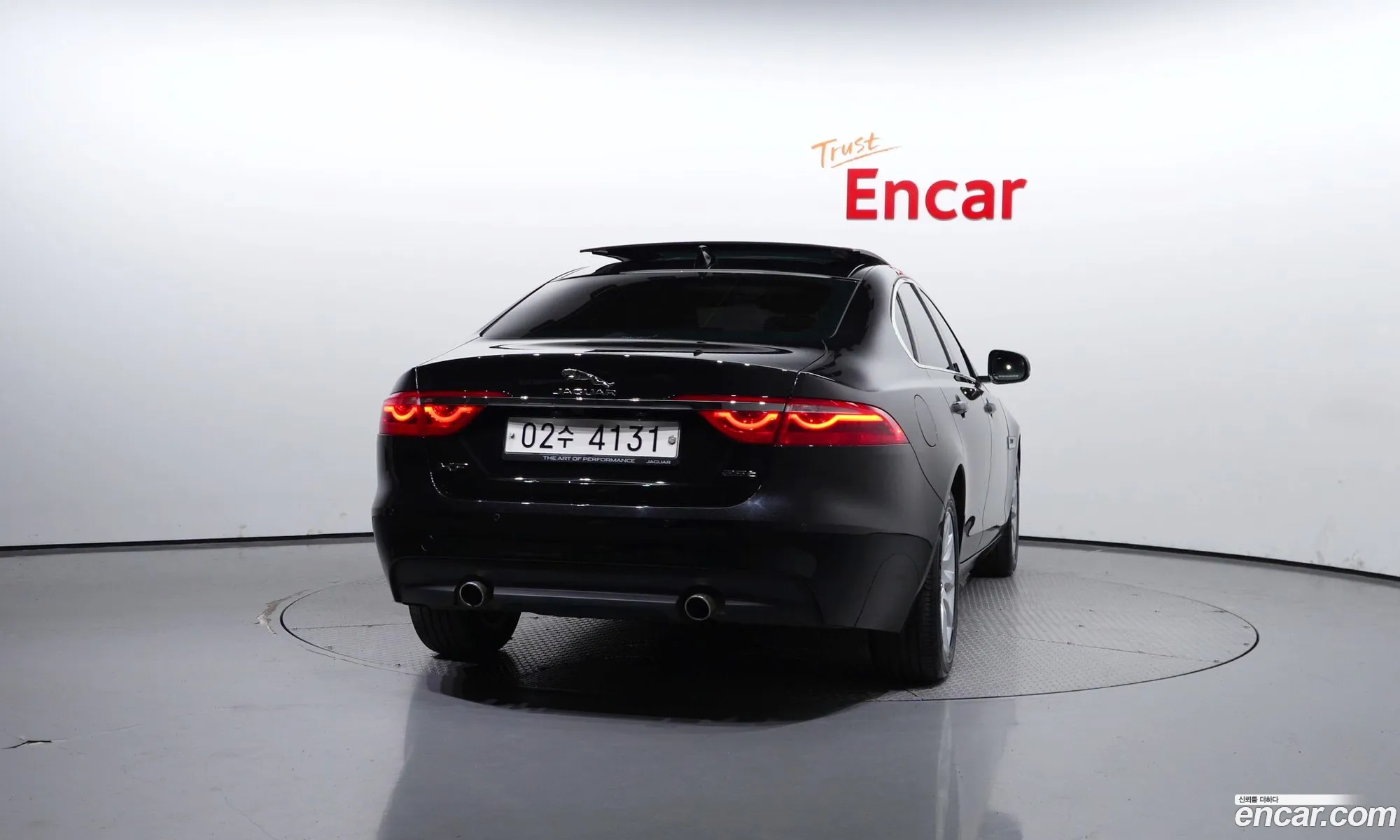 Jaguar Xf Ii 25T Prestige 2017 - фотография 3739666