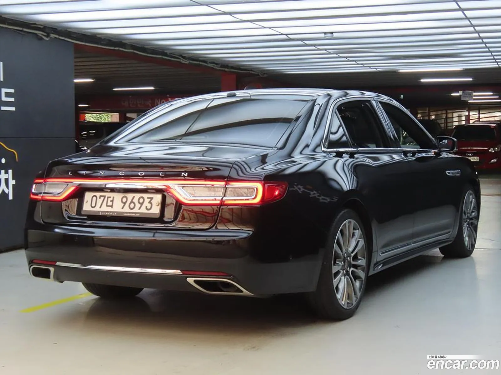 Lincoln Continental X 30 Presidential Awd 2017 - фотография 3738255