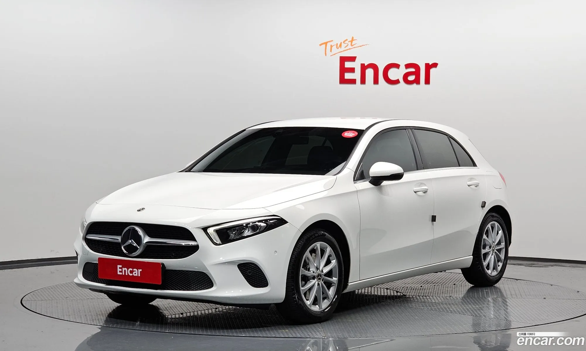 Mercedes-Benz A-Klasse Iv W177 A220 Hatchback 2020 - фотография 17146892