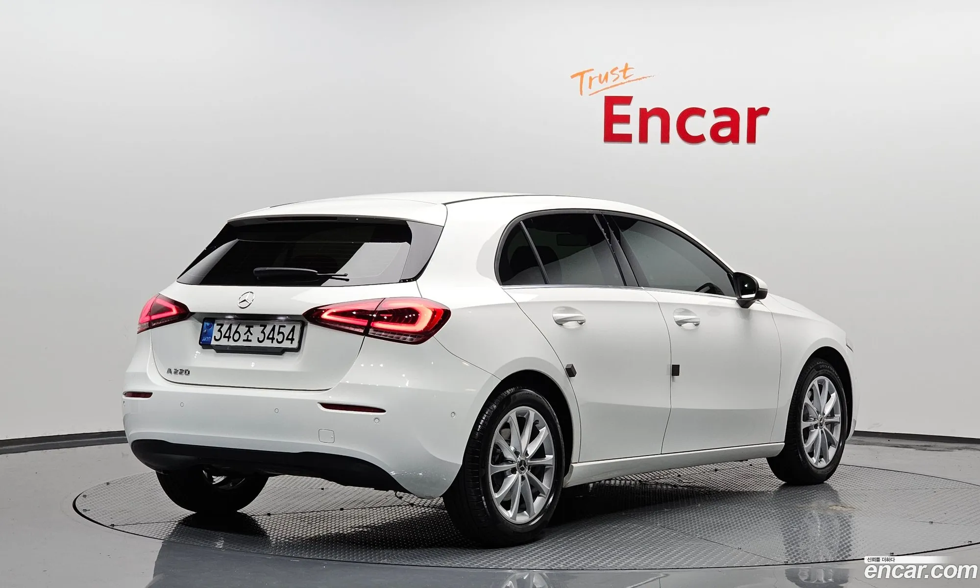 Mercedes-Benz A-Klasse Iv W177 A220 Hatchback 2020 - фотография 17146893