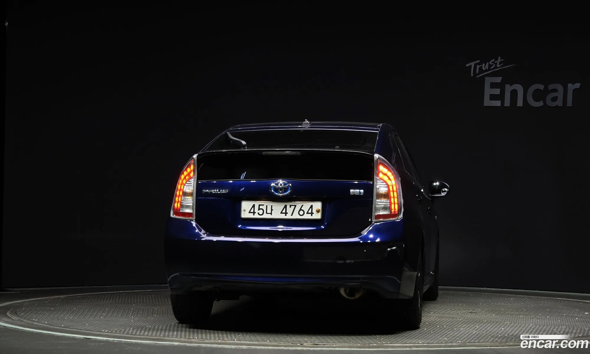 Toyota Prius 18E 2015 - фотография 14852106