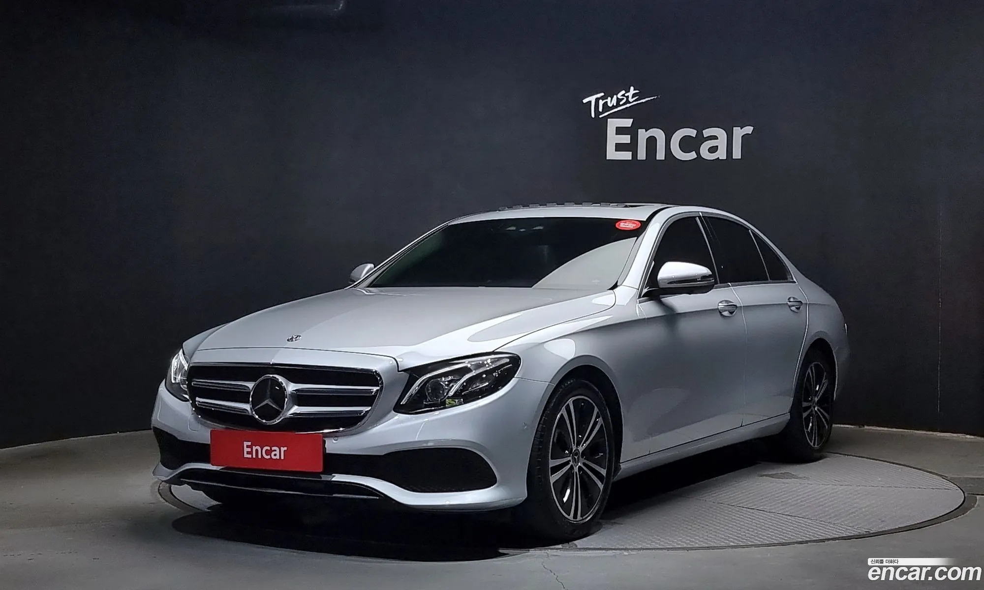 Mercedes-Benz E-Klasse V W213 S213 C238 E300 Avantgarde 2020 - фотография 17146880