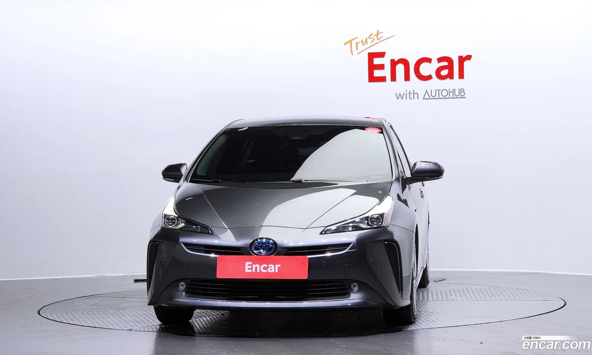 Toyota Prius 4Th Generation 18 Awd - фотография 14852093