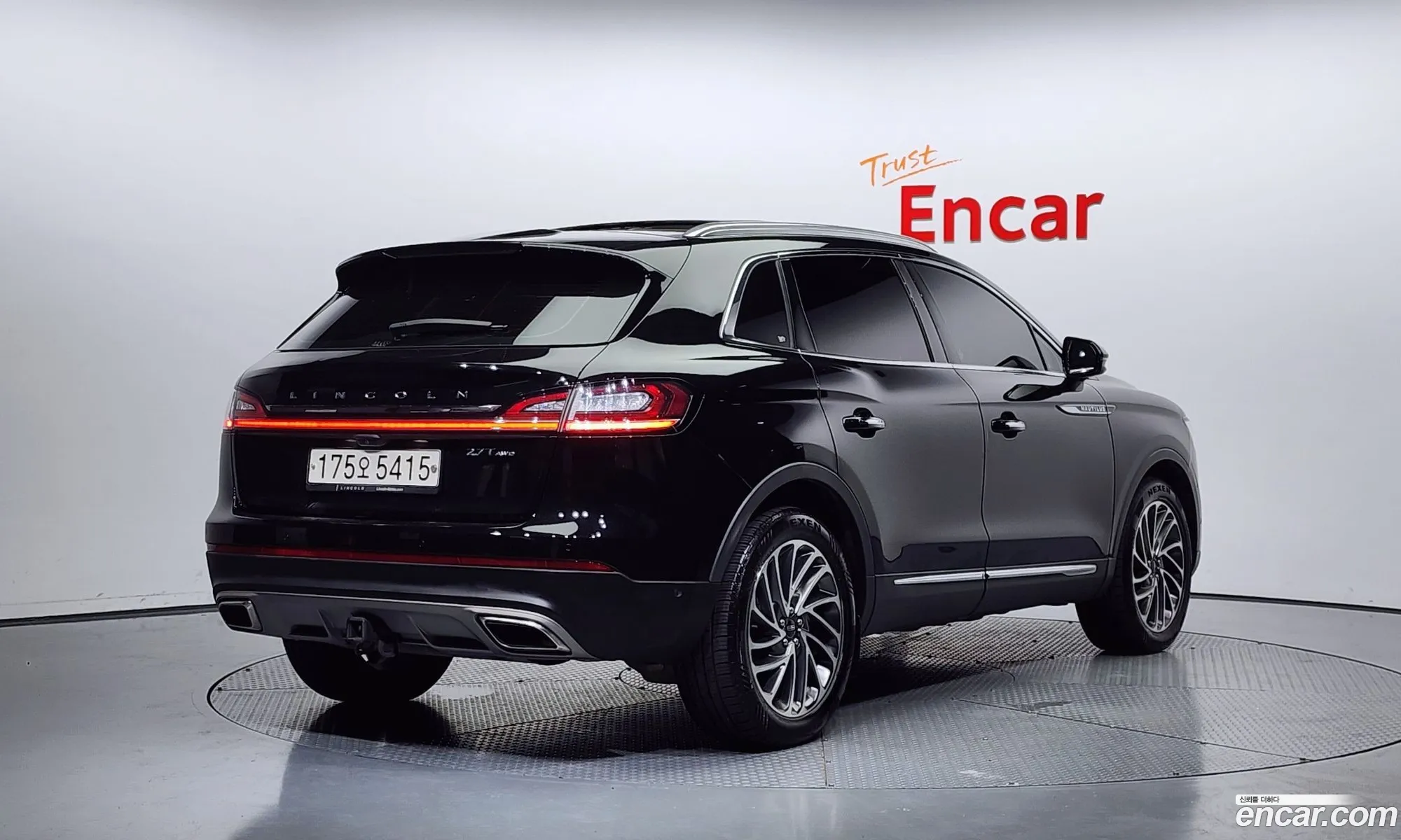 Lincoln Nautilus I 27 Reserve Awd 2019 - фотография 3500158