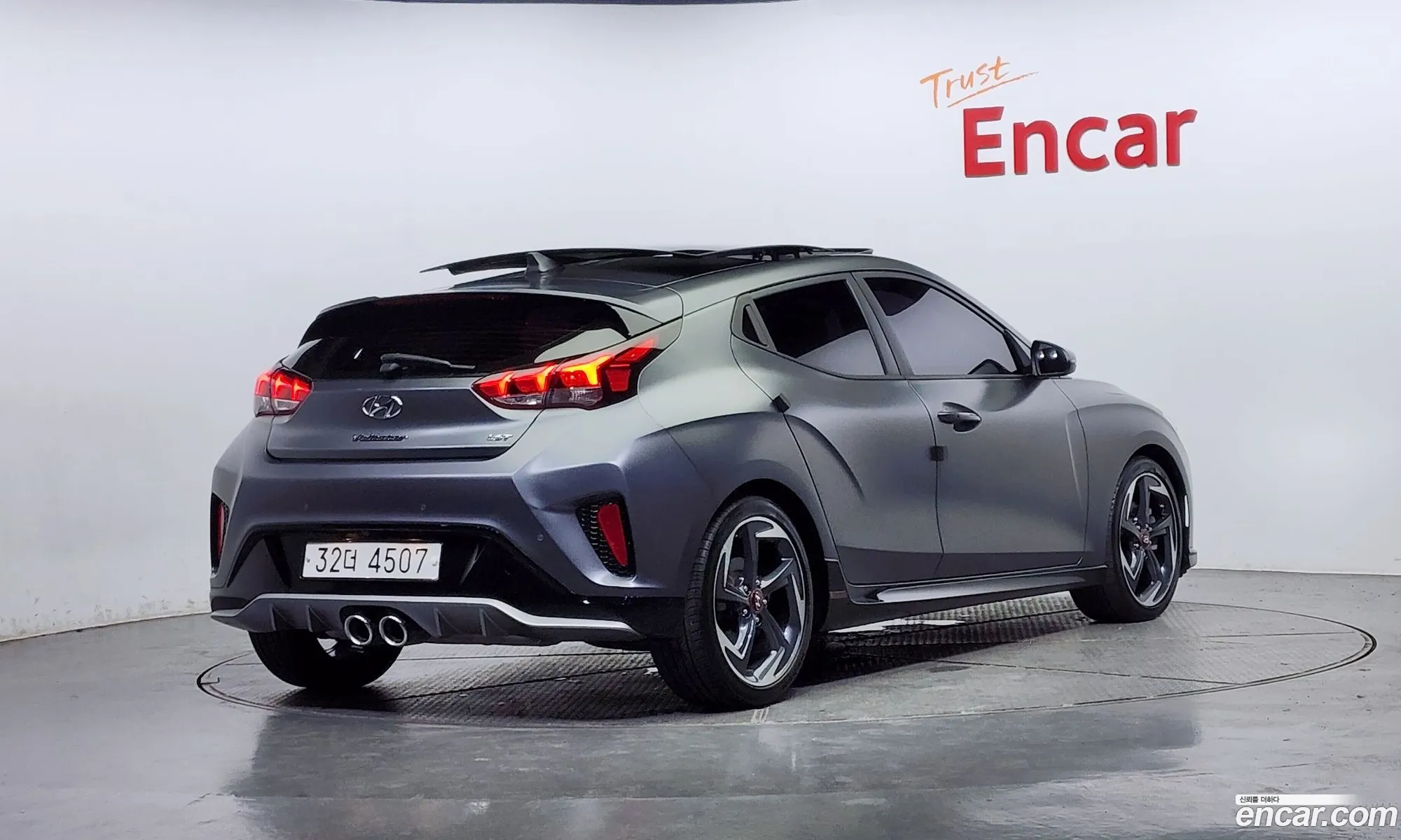 Hyundai Veloster Ii 16 Turbo Sport 2018 - фотография 19133021