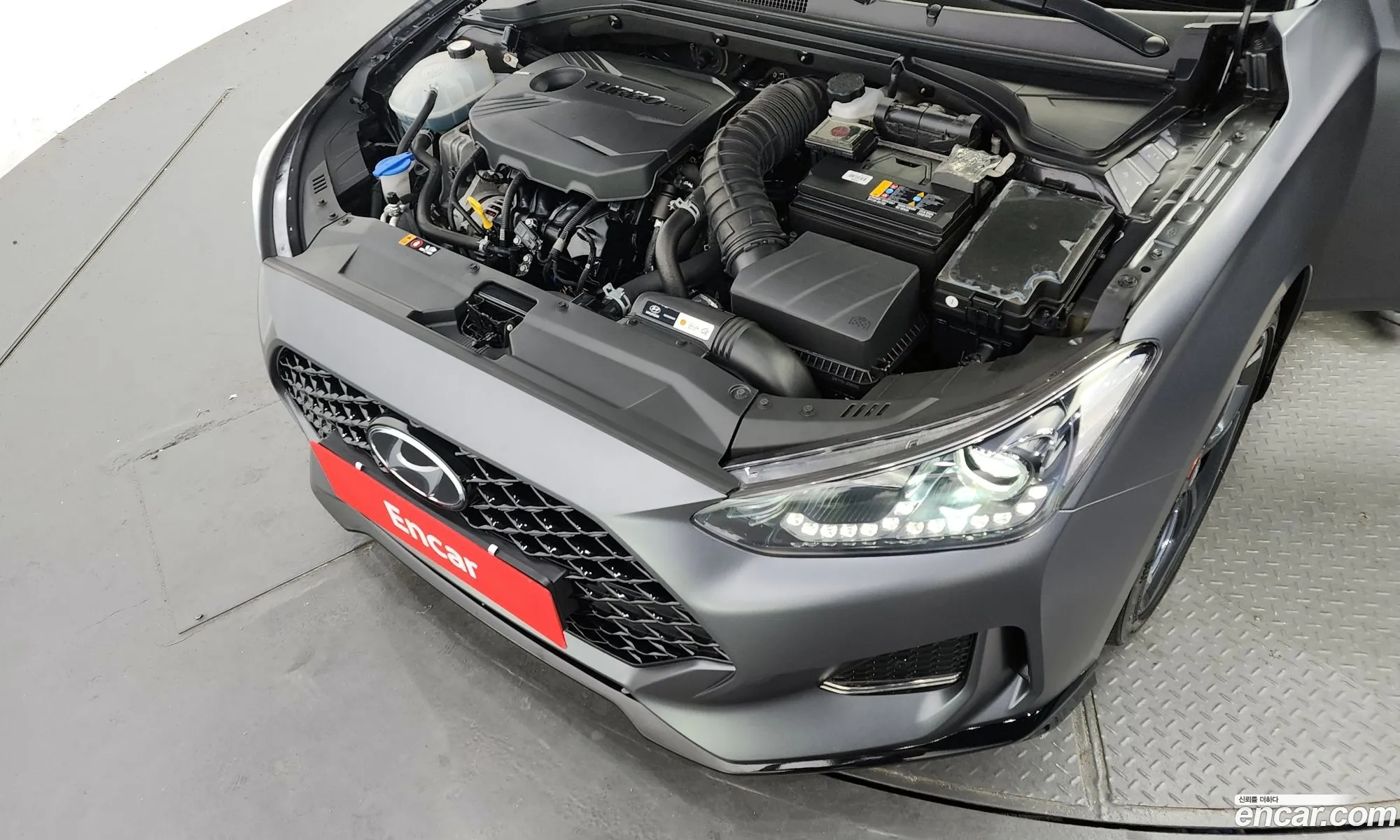 Hyundai Veloster Ii 16 Turbo Sport 2018 - фотография 19133025