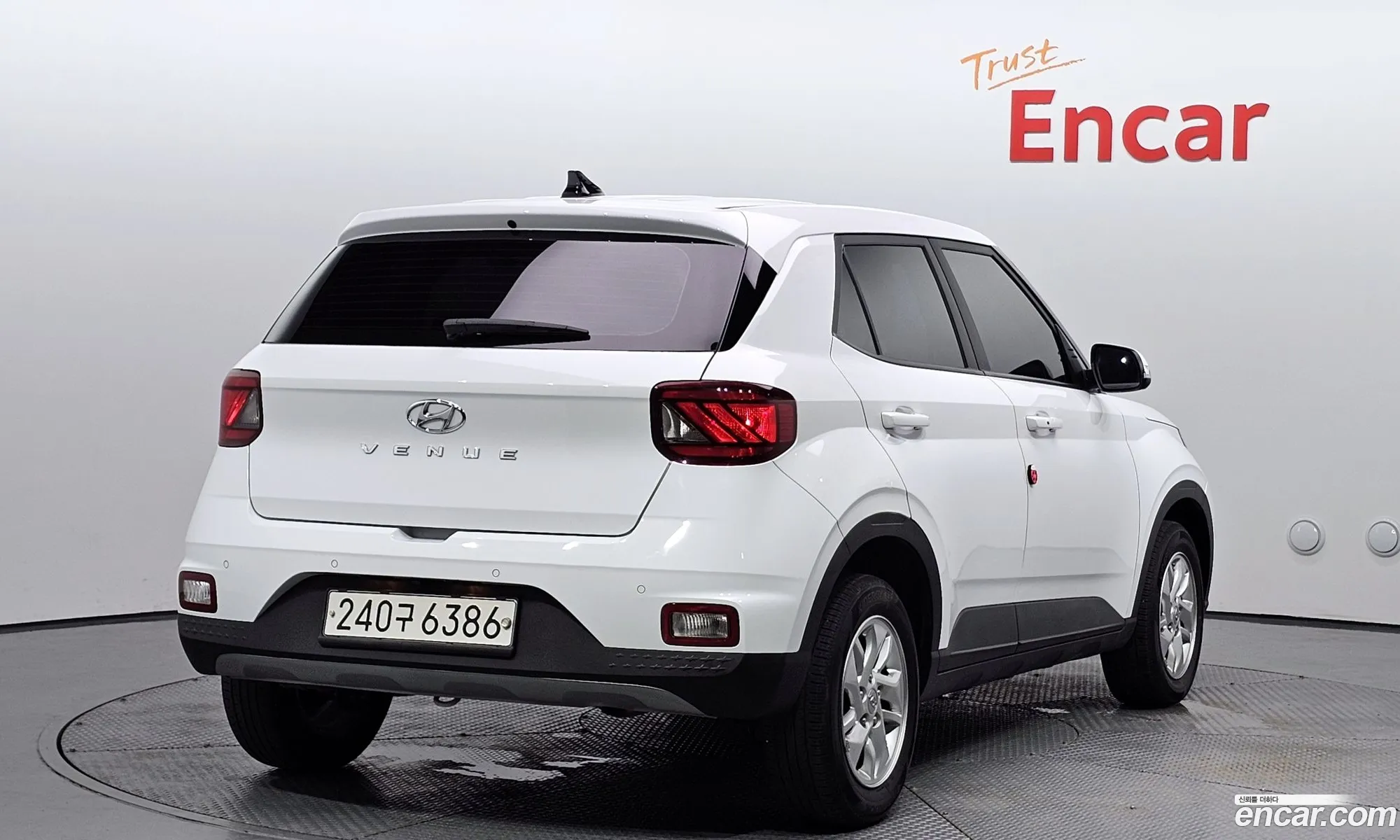 Hyundai Venue I 16 Modern 2020 - фотография 19101135