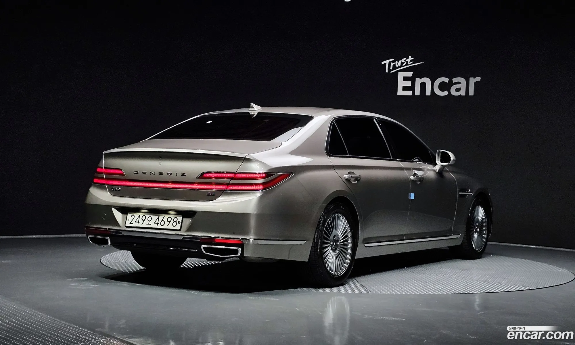 Genesis G90 38 Luxury - фотография 1701066