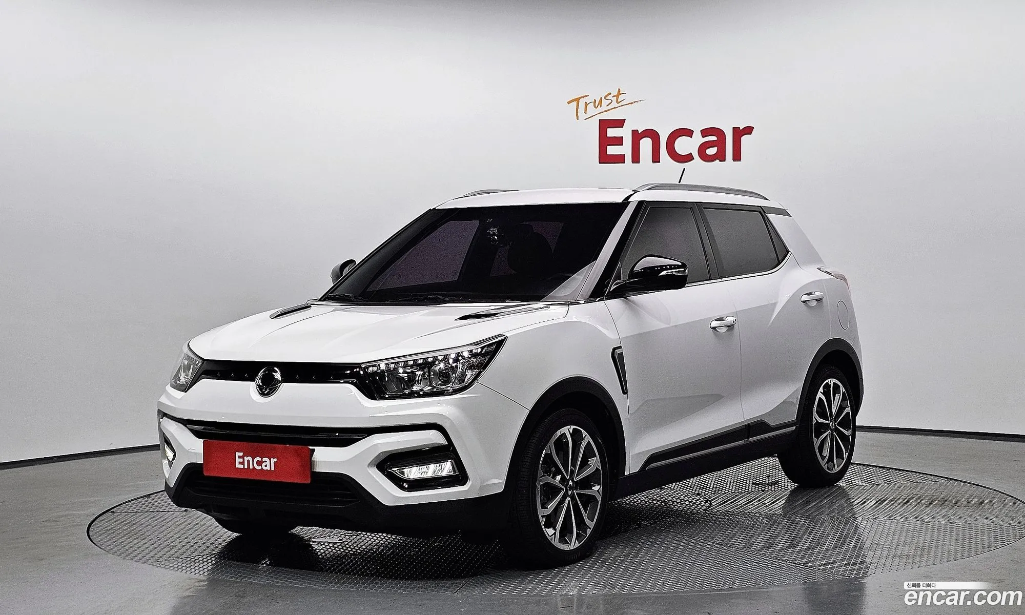 Kg Mobility Ssangyong Tivoli Armor Gear Plus 2Wd - фотография 14636546