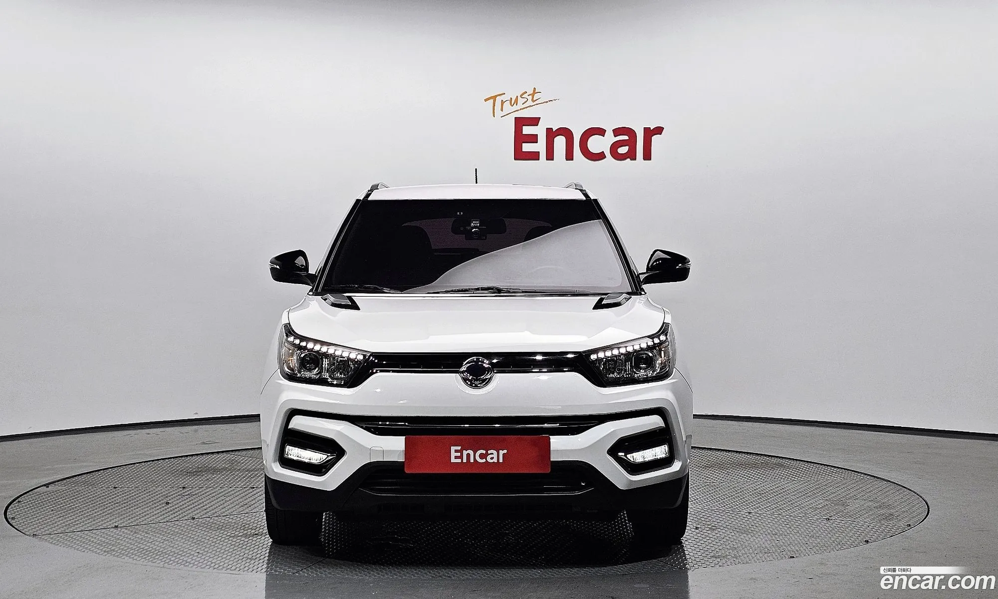Kg Mobility Ssangyong Tivoli Armor Gear Plus 2Wd - фотография 14636548