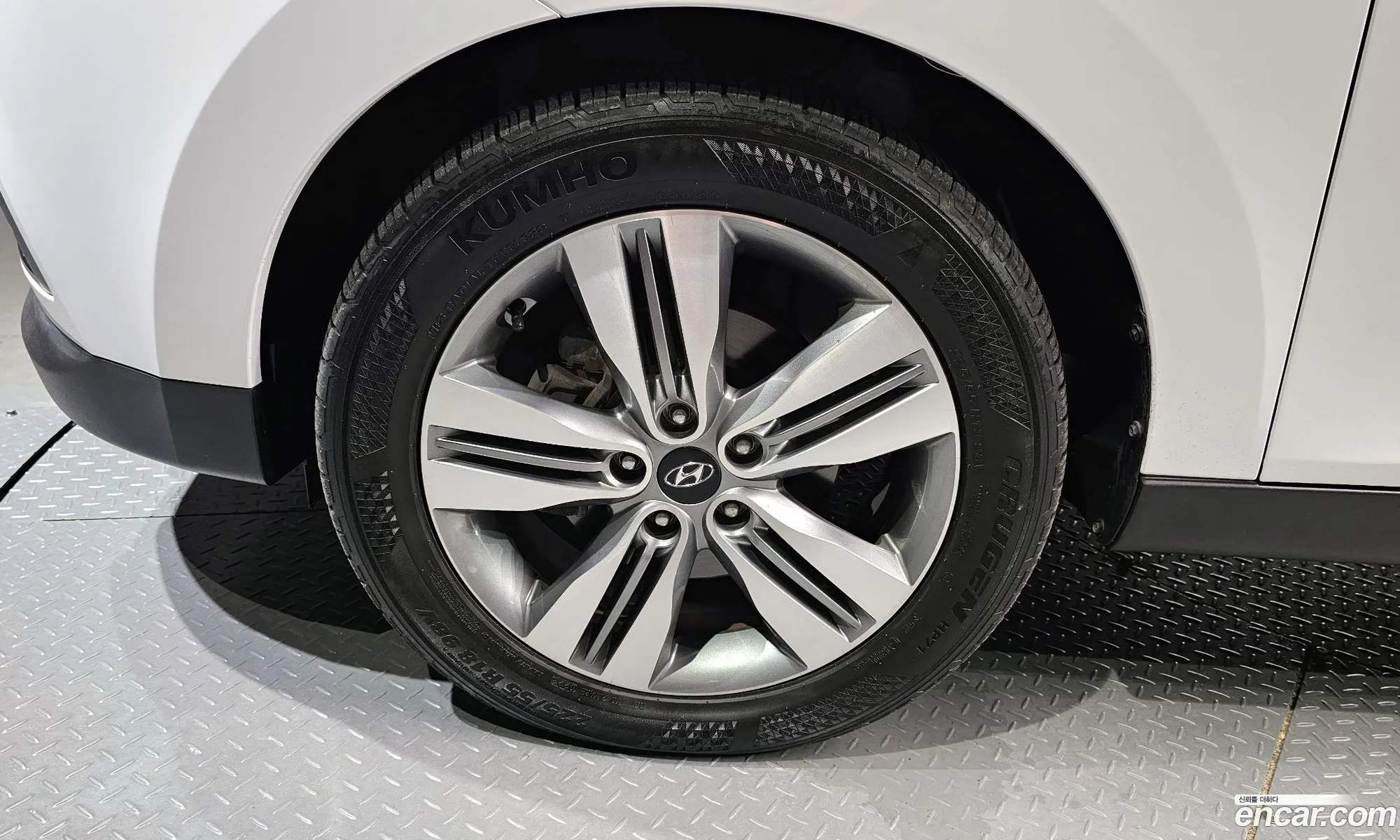 Hyundai Tucson Diesel E-Vgt 2Wd 2015 - фотография 19101077