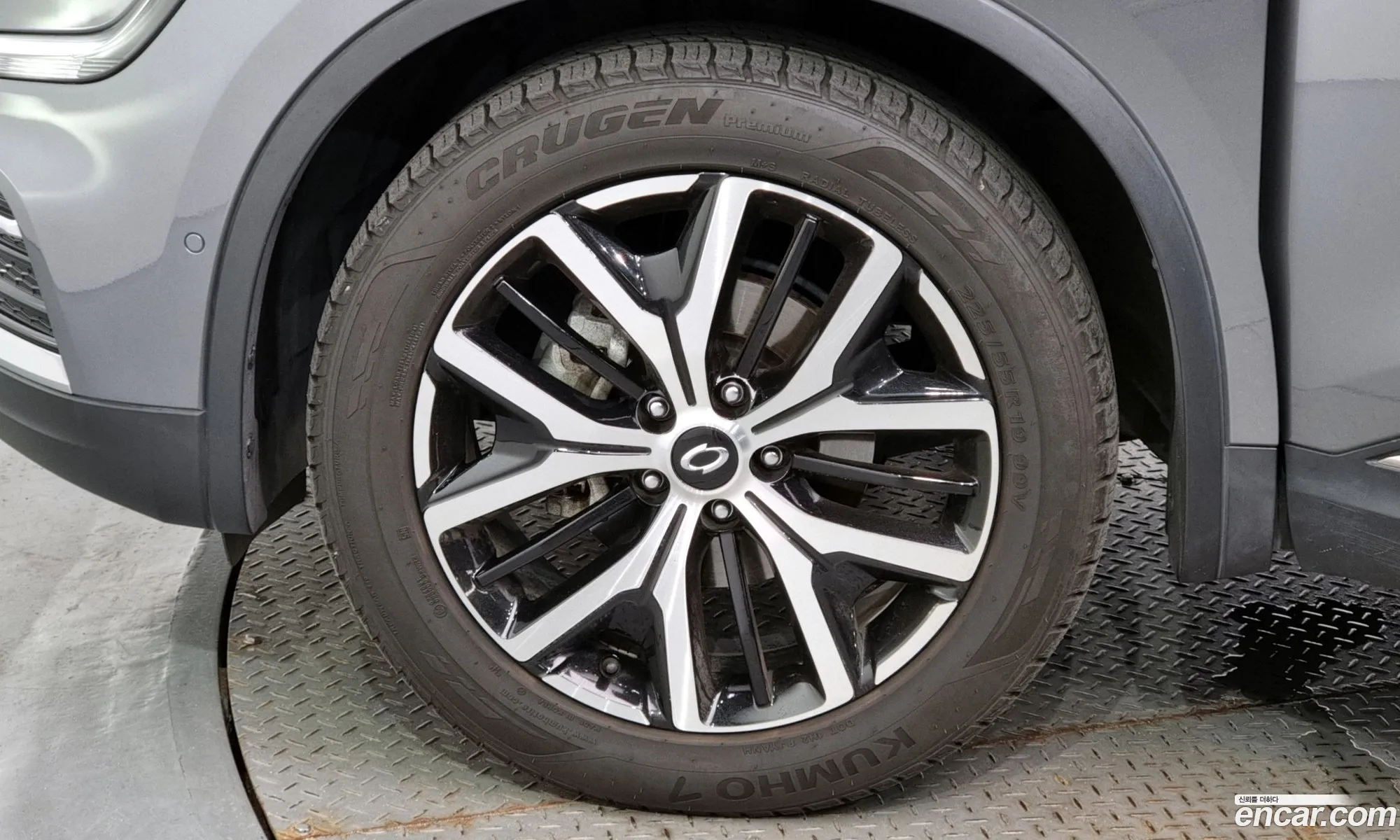 Renault Samsung Qm6 I 20 Lpe Re Signature 2Wd 2022 - фотография 12454558