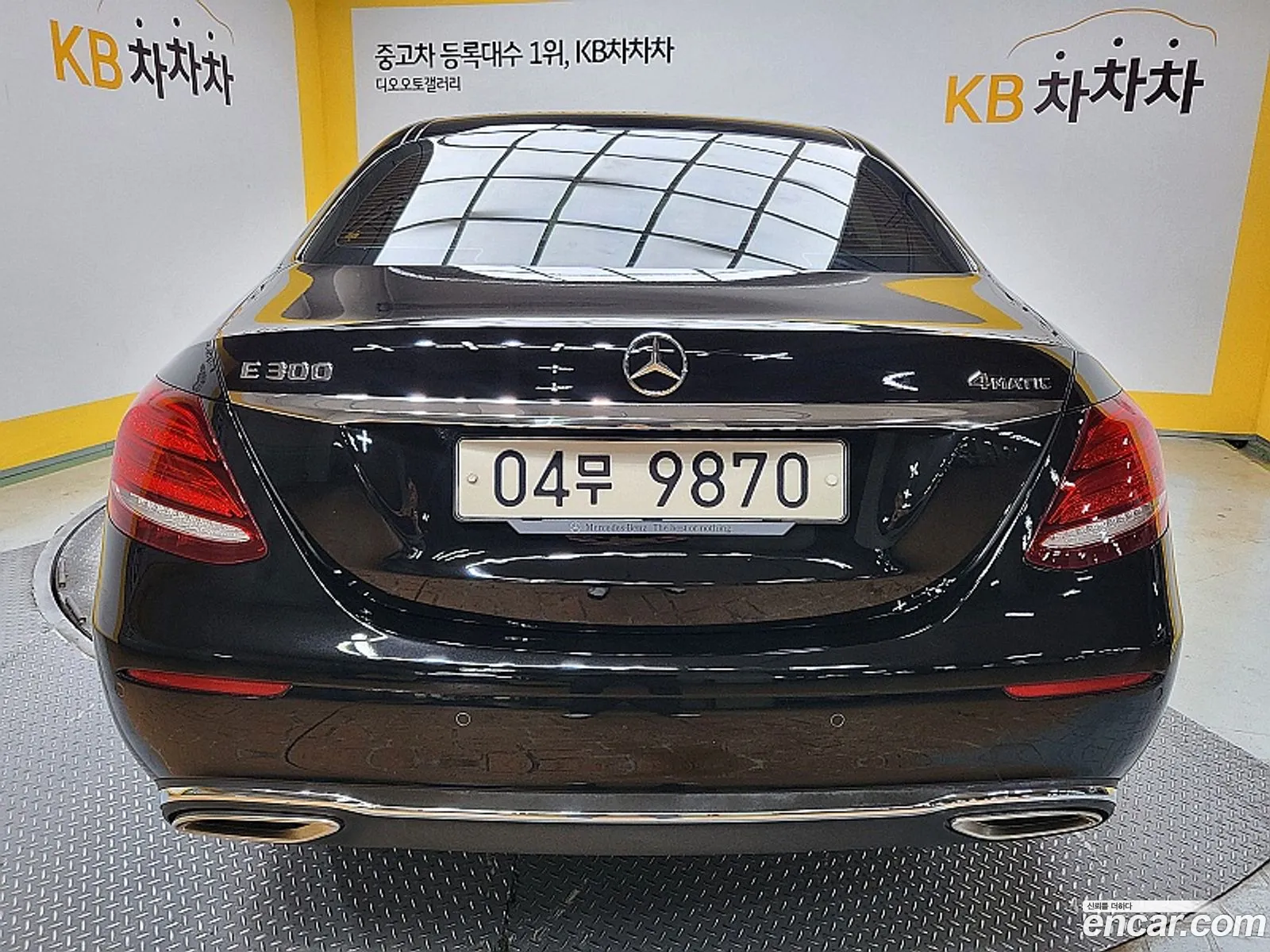 Mercedes-Benz E-Klasse V W213 S213 C238 E300 4Matic Exclusive 2018 - фотография 17146931