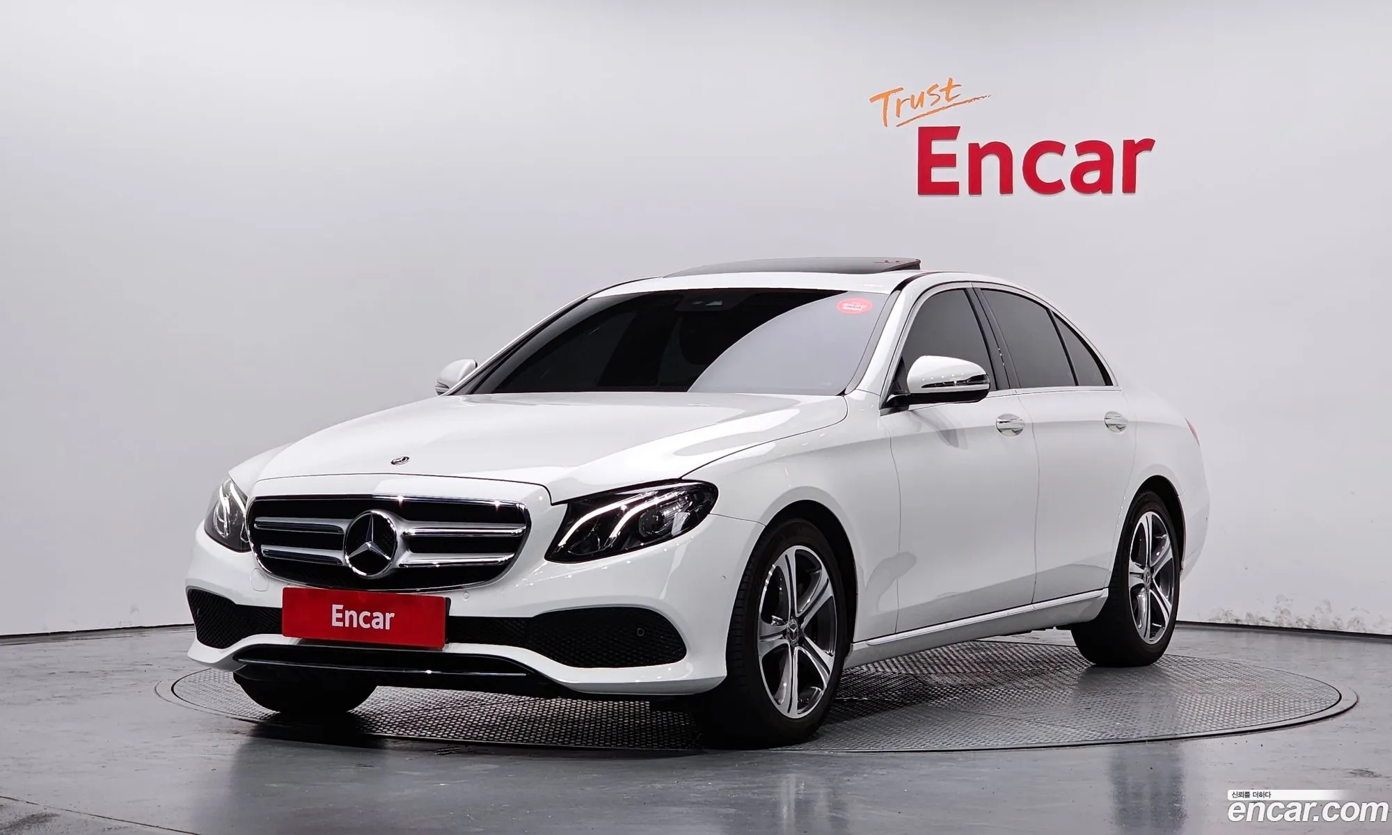 Mercedes-Benz E-Klasse V W213 S213 C238 E300 Avantgarde 2019 - фотография 17146940