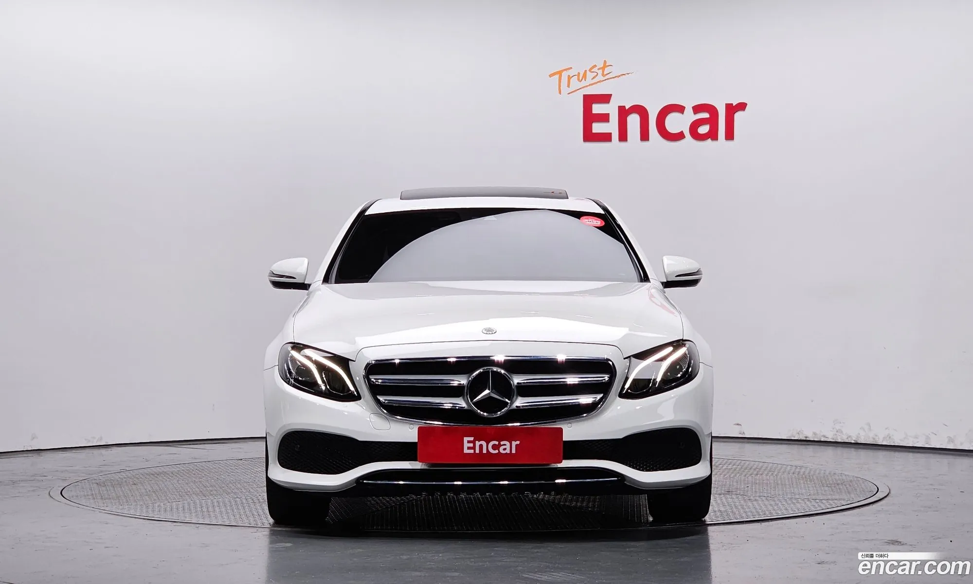 Mercedes-Benz E-Klasse V W213 S213 C238 E300 Avantgarde 2019 - фотография 17146942