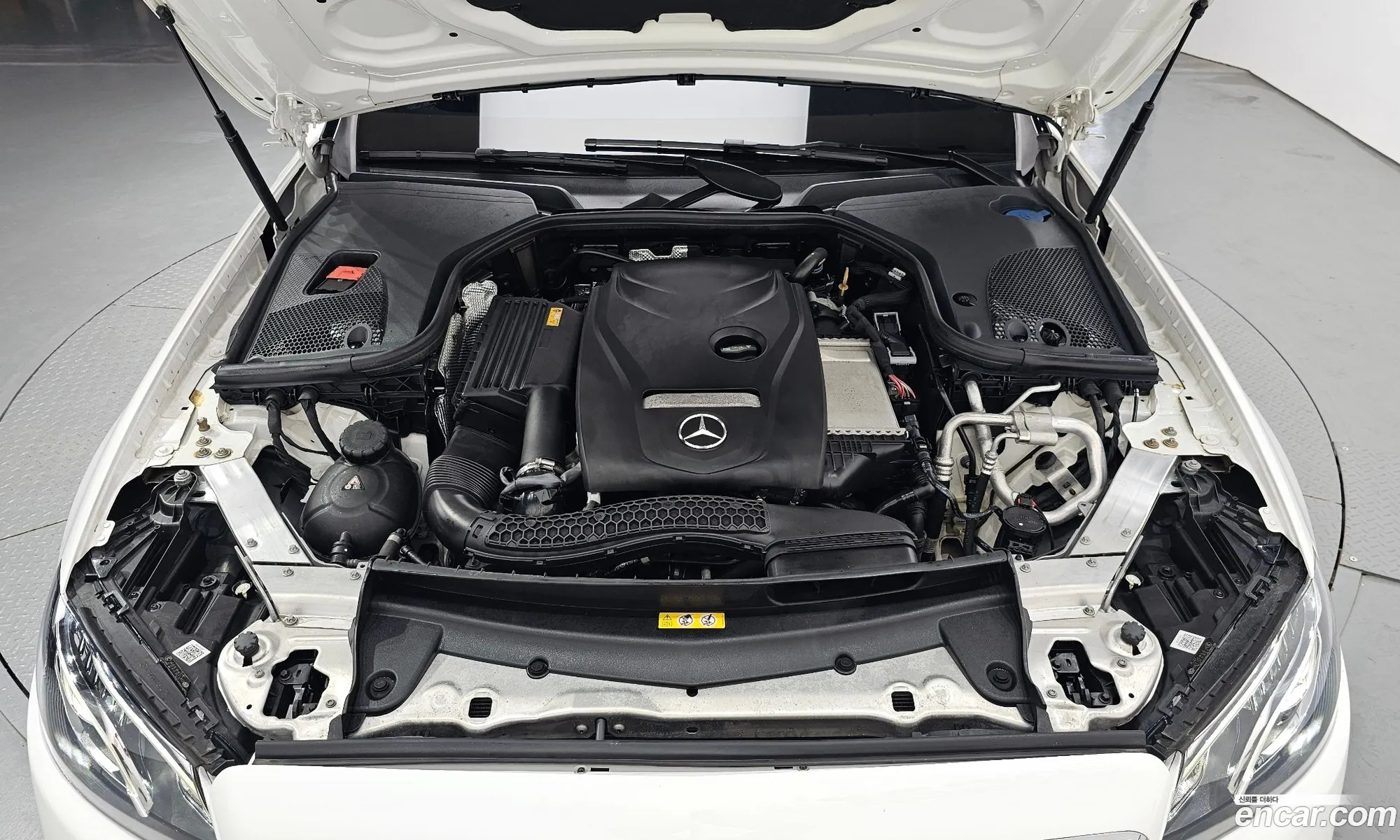 Mercedes-Benz E-Klasse V W213 S213 C238 E300 Avantgarde 2019 - фотография 17146945