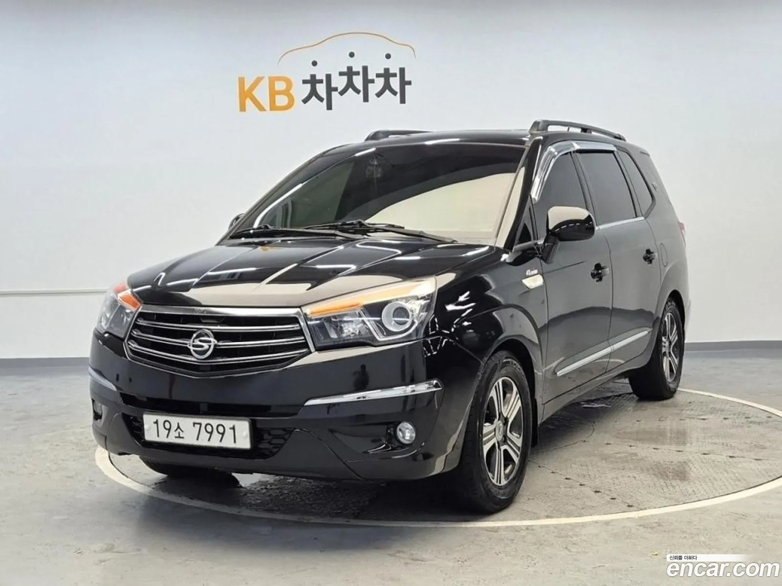 Ssangyong Korando Iii 4Wd Rt 11-Seater 2015 - фотография 14612984