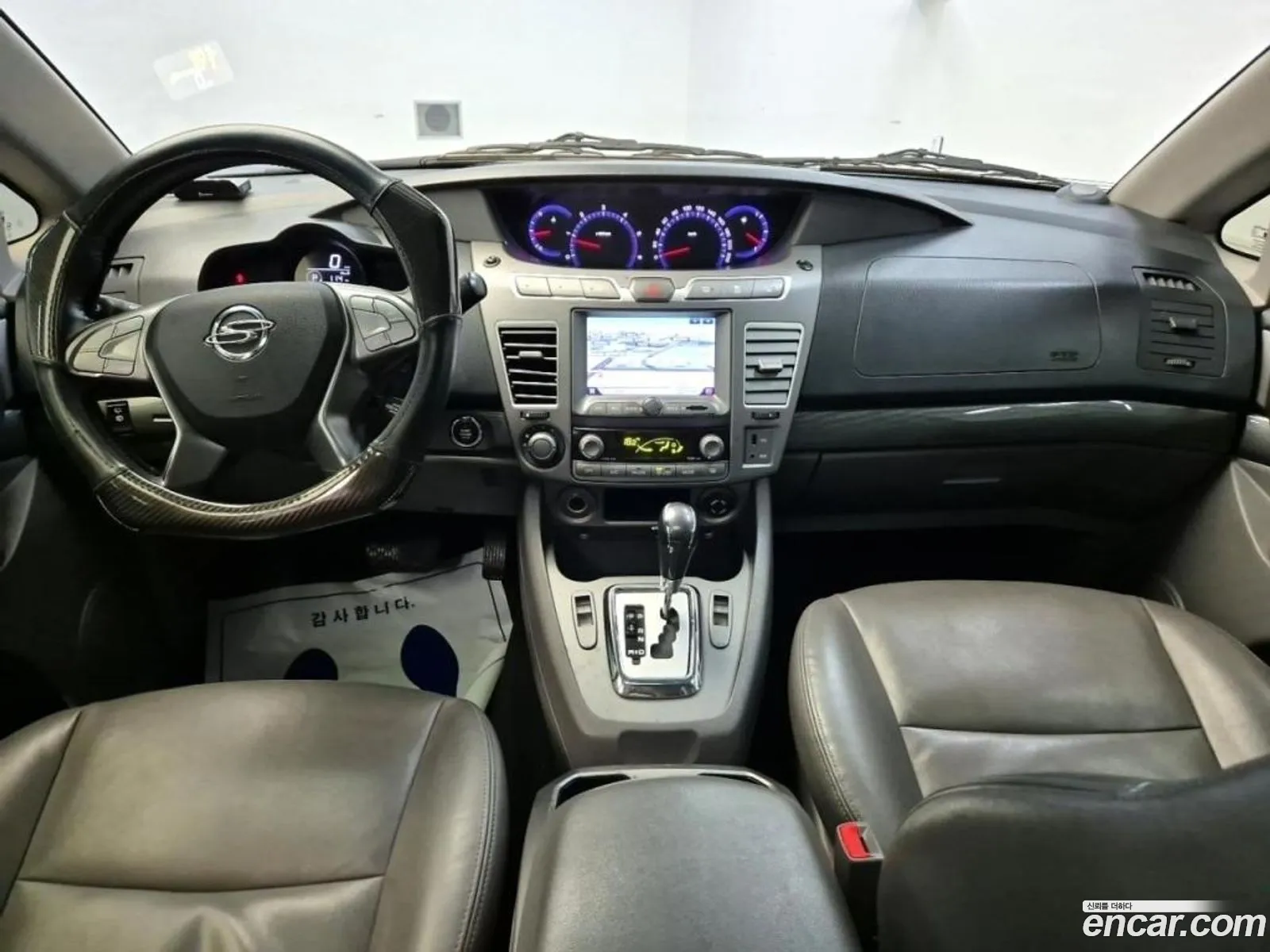 Ssangyong Korando Iii 4Wd Rt 11-Seater 2015 - фотография 14612988