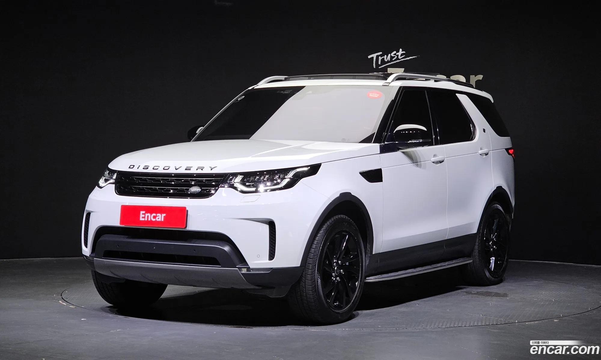 Land Rover Discovery 5 30 Td6 Hse Luxury - фотография 6997032