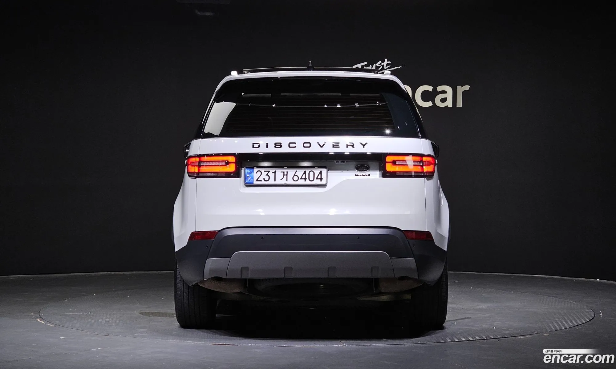 Land Rover Discovery 5 30 Td6 Hse Luxury - фотография 6997035
