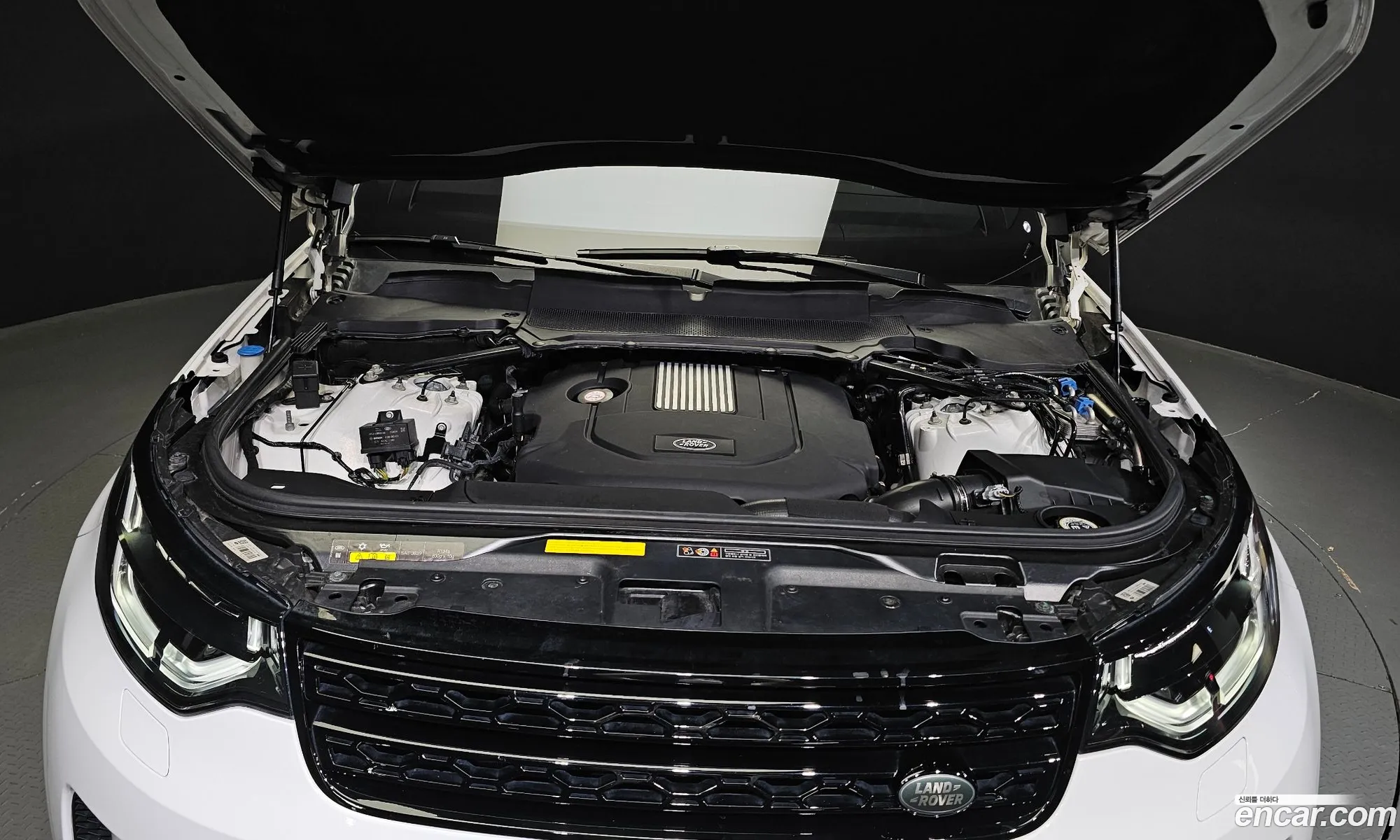 Land Rover Discovery 5 30 Td6 Hse Luxury - фотография 6997037