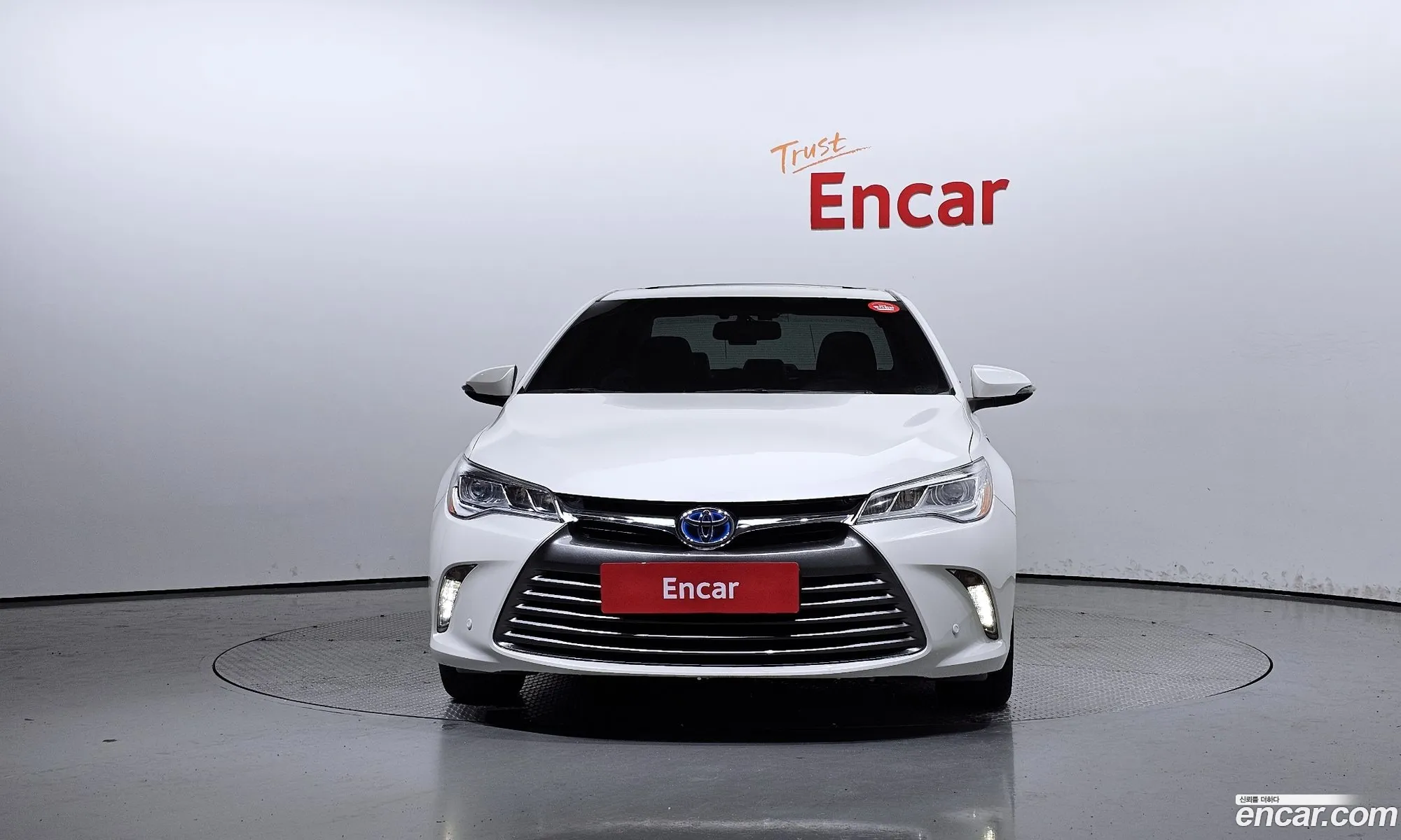 Toyota Camry Hybrid Xle 2017 - фотография 14538497