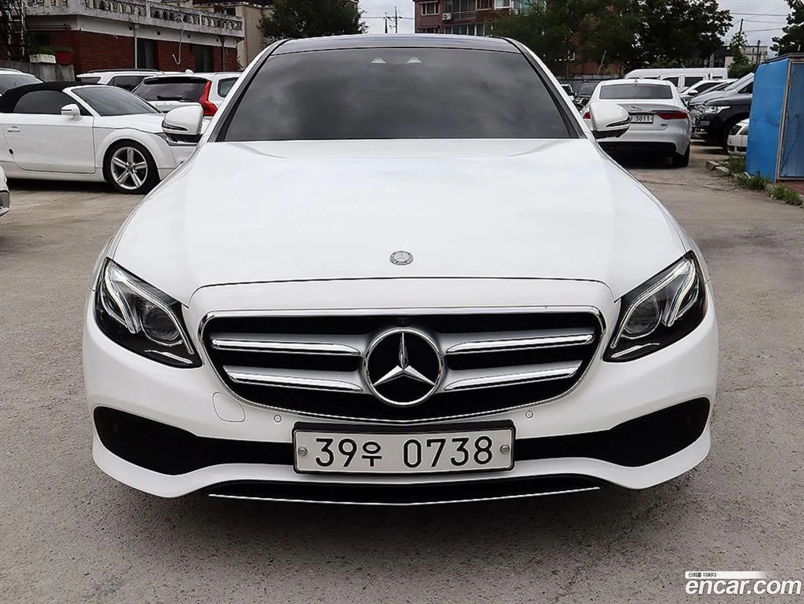 Mercedes-Benz E-Klasse E300 Avantgarde 2017 - фотография 11236021