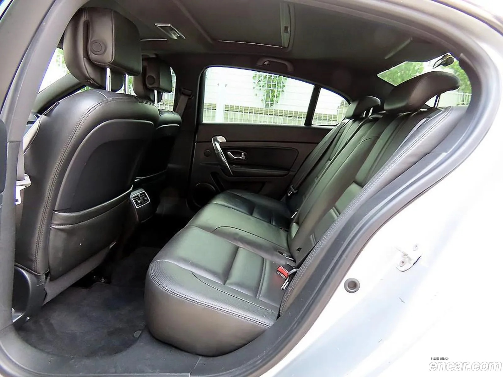 Renault Samsung Sm5 Lpli Le 2014 - фотография 12369399