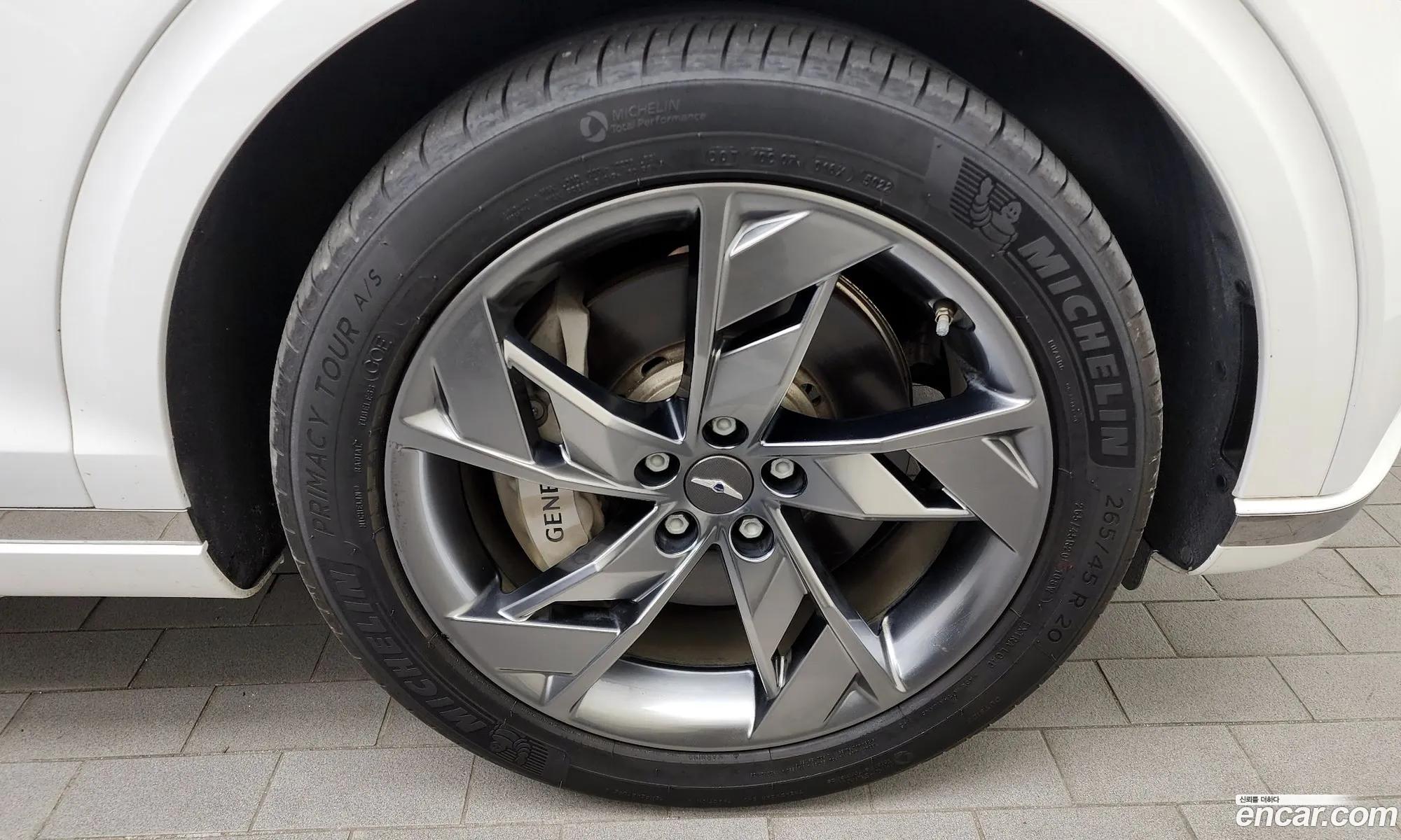 Genesis Gv70 I E-Awd 2022 - фотография 17226787