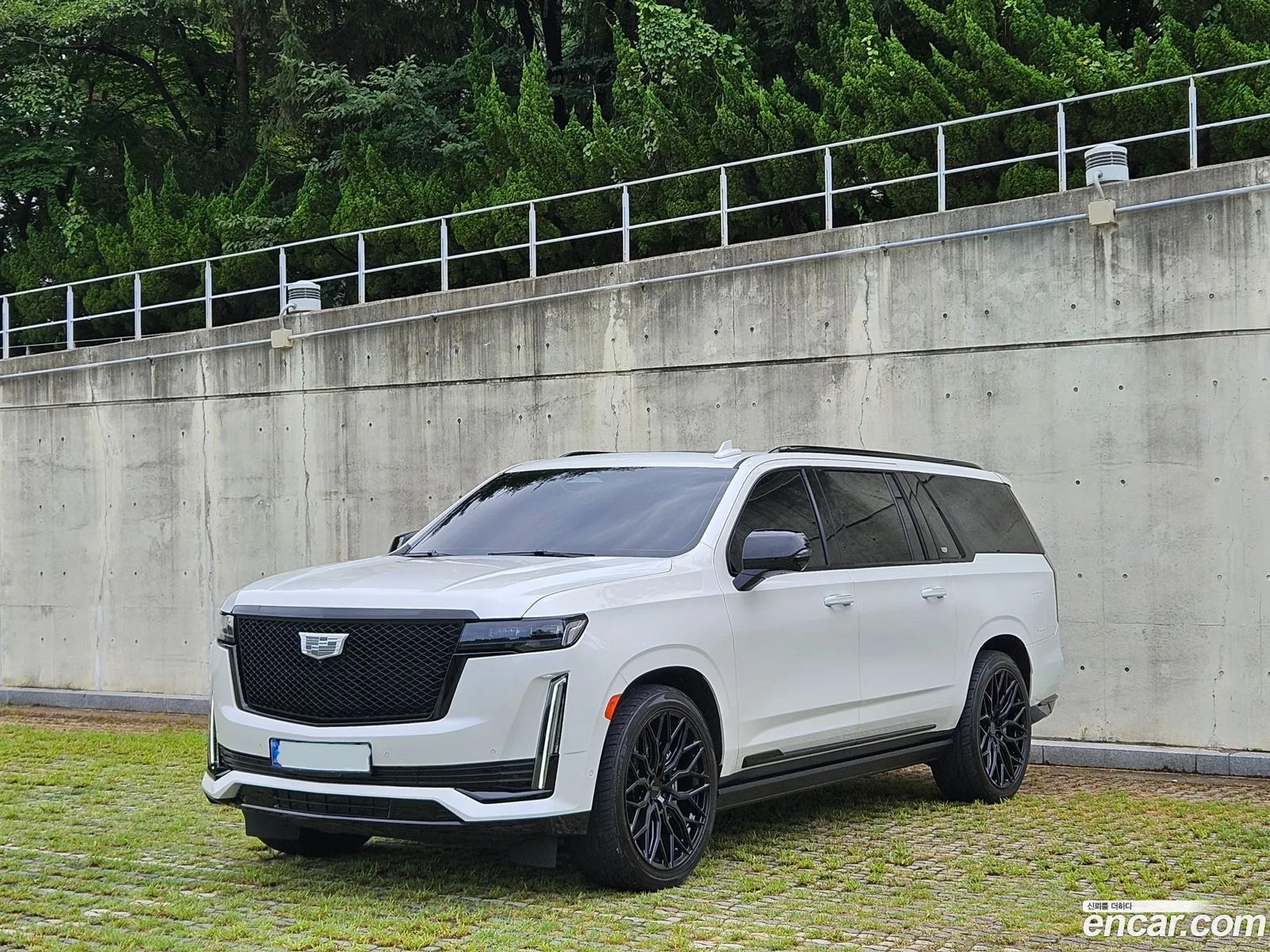 Cadillac Escalade V 62 Esv 2021 - фотография 3504895
