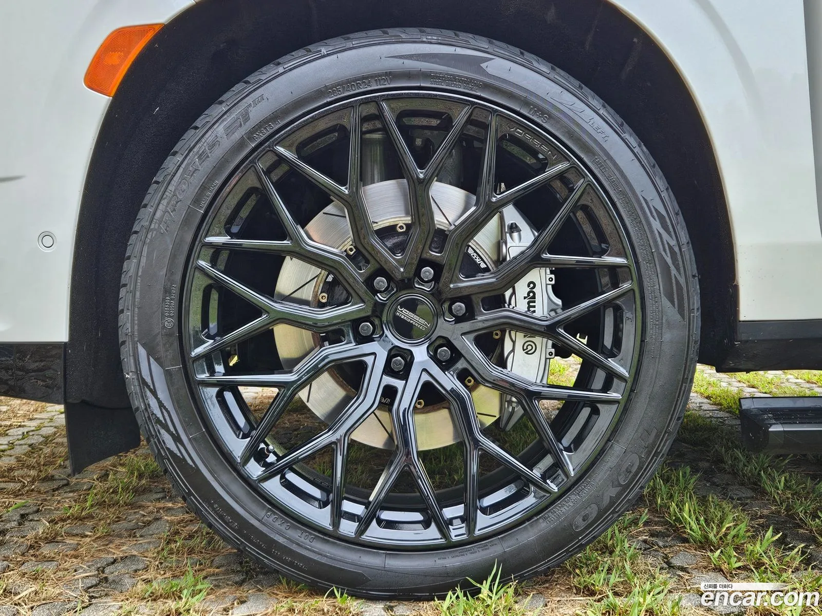 Cadillac Escalade V 62 Esv 2021 - фотография 3504899