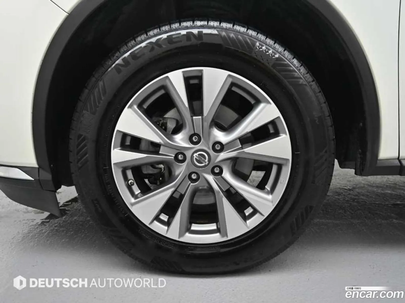 Nissan Murano 25 Hybrid Platinum 2016 - фотография 4579160