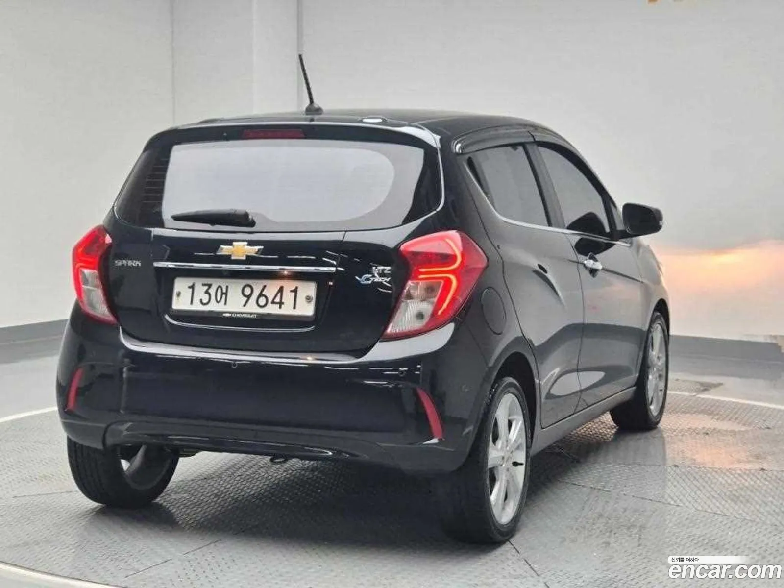 Chevrolet Spark Ltz 2016 - фотография 5675119