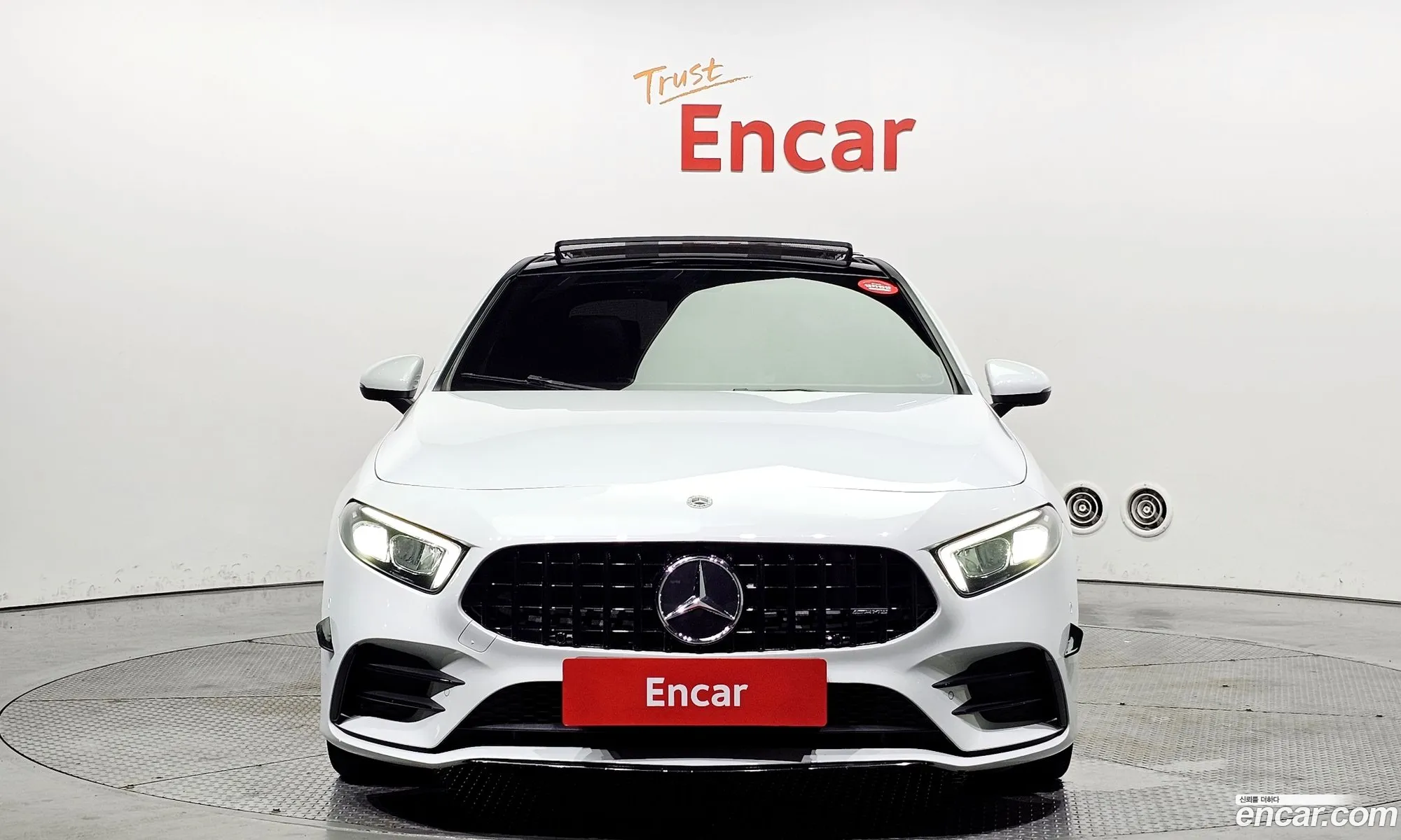 Mercedes-Benz A-Klasse Iv W177 Amg A35 4Matic Sedan 2021 - фотография 17071814