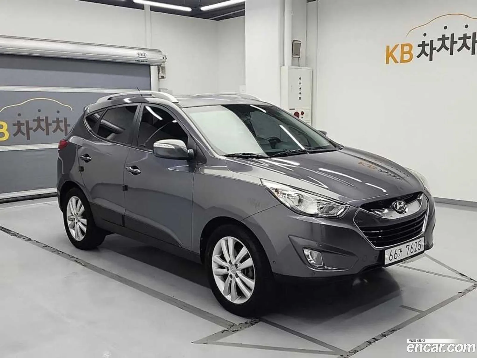 Hyundai Tucson Diesel 2Wd Lx20 2012 - фотография 19623308