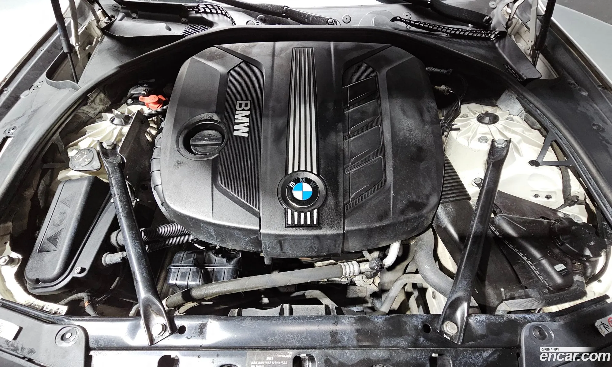 BMW 5Er Vi F10F11F07 520D 2012 - фотография 1020153