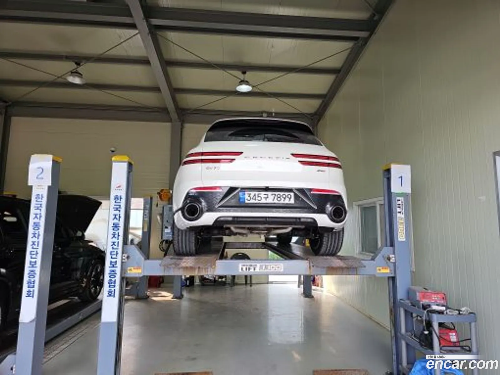 Genesis Gv70 I 25T Gasoline Awd 2022 - фотография 17443874
