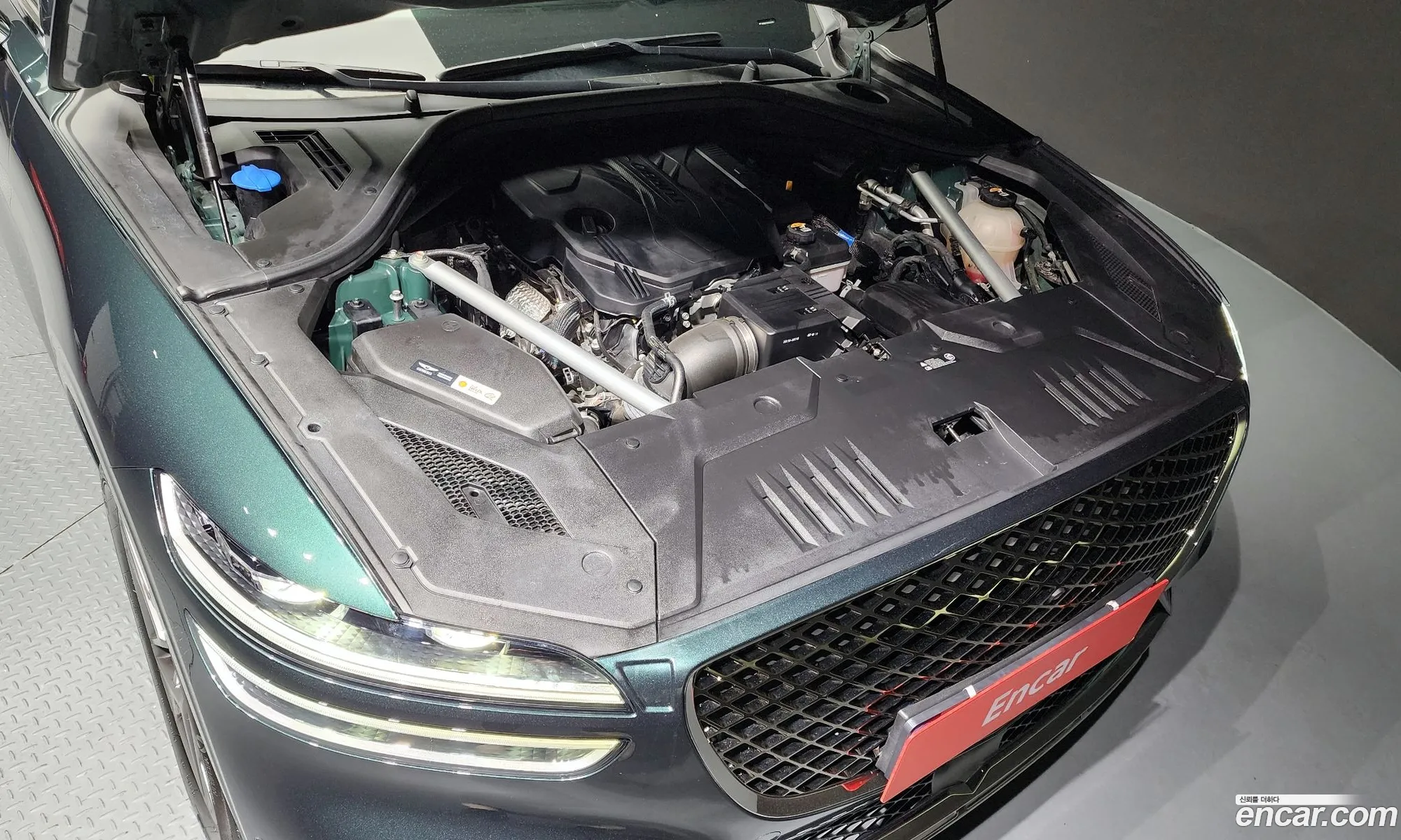 Genesis Gv70 I 25T Gasoline Awd 2022 - фотография 1701010