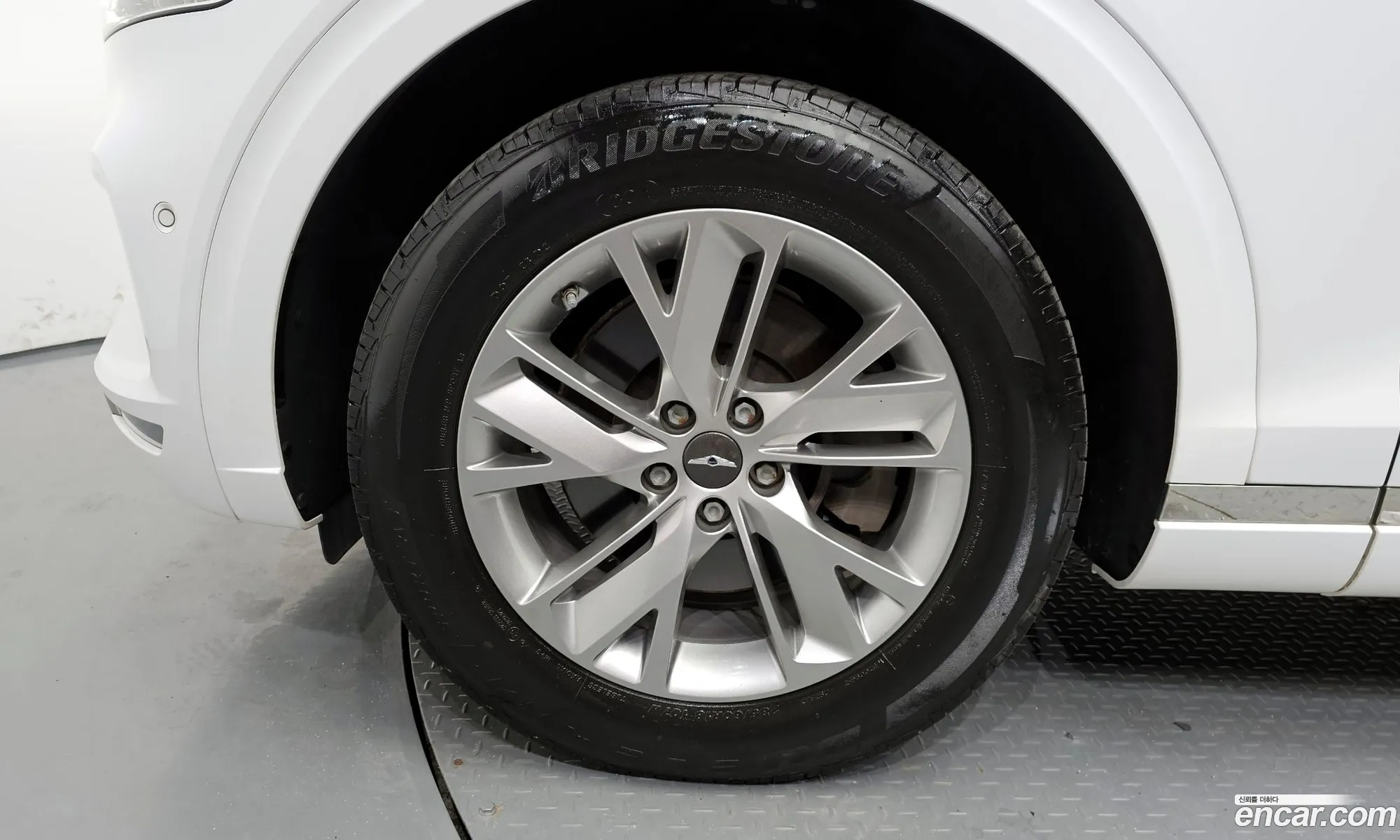 Genesis Gv70 I 25T Gasoline Awd 2021 - фотография 17443857