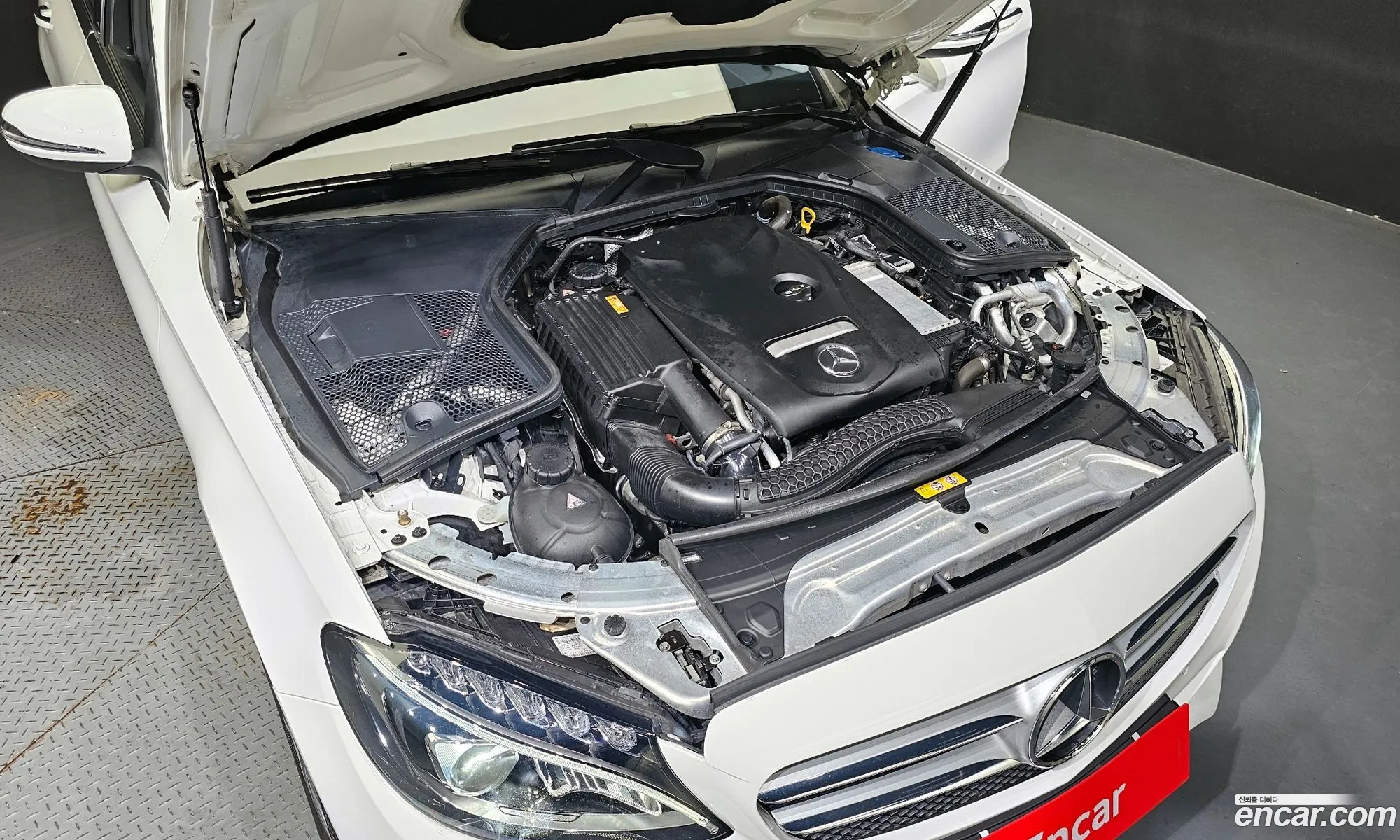 Mercedes-Benz C-Klasse Iv W205 C200 Avant Garde 2017 - фотография 16570912