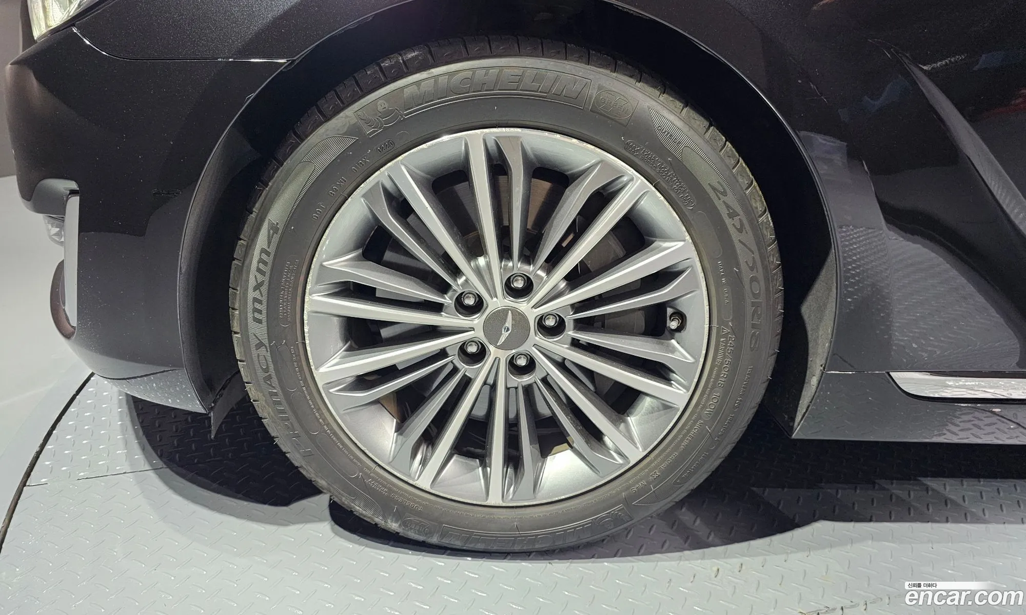 Genesis G90 I 38 Gdi Awd 2018 - фотография 1700997