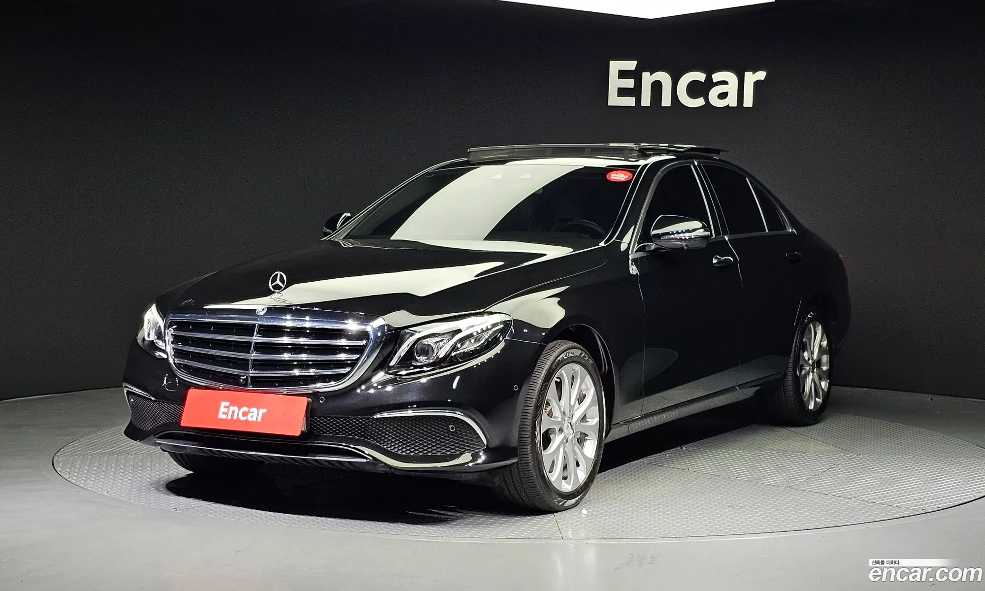 Mercedes-Benz E-Klasse V W213 S213 C238 E300 4Matic Exclusive 2019 - фотография 16570895