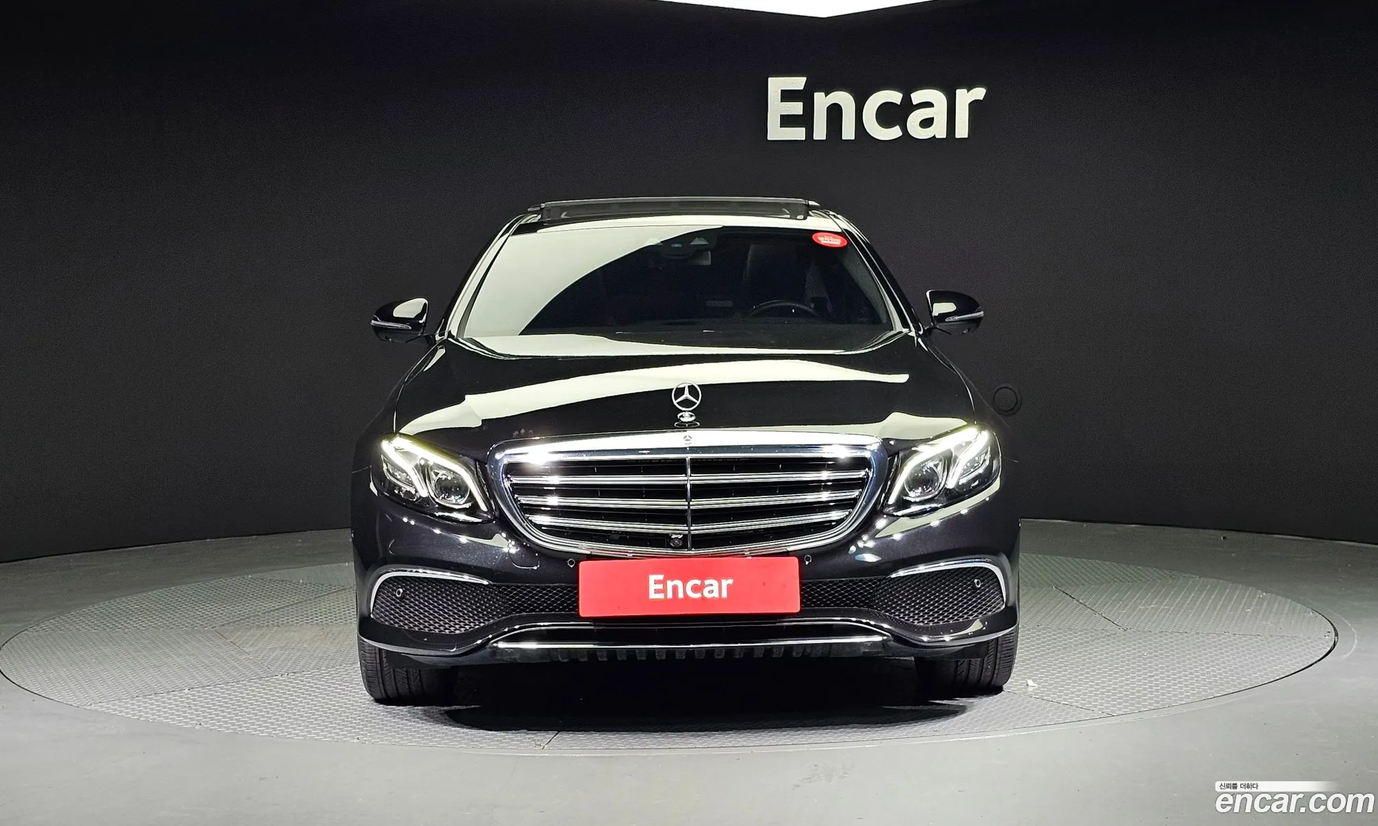 Mercedes-Benz E-Klasse V W213 S213 C238 E300 4Matic Exclusive 2019 - фотография 16570897
