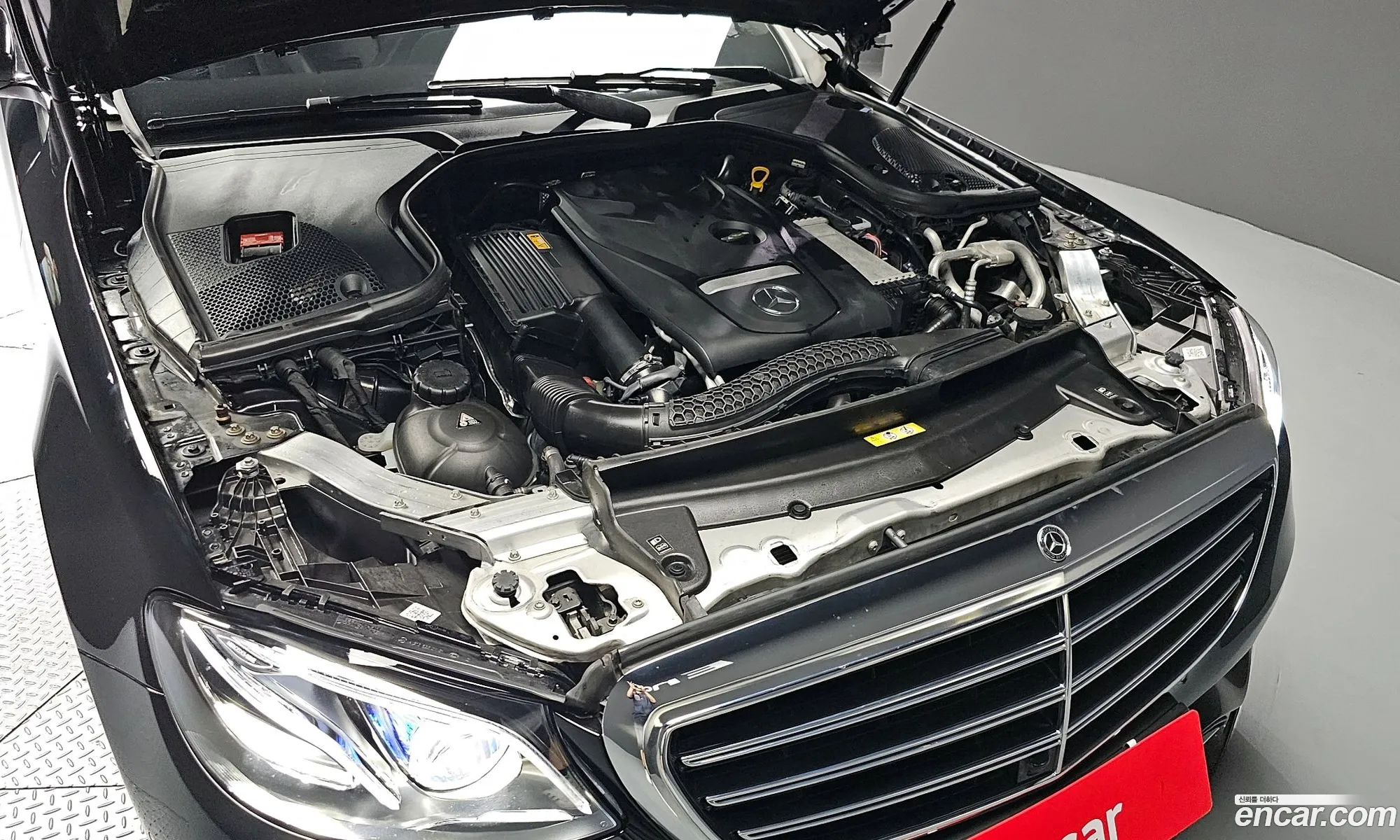 Mercedes-Benz E-Klasse V W213 S213 C238 E300 4Matic Exclusive 2019 - фотография 16570900