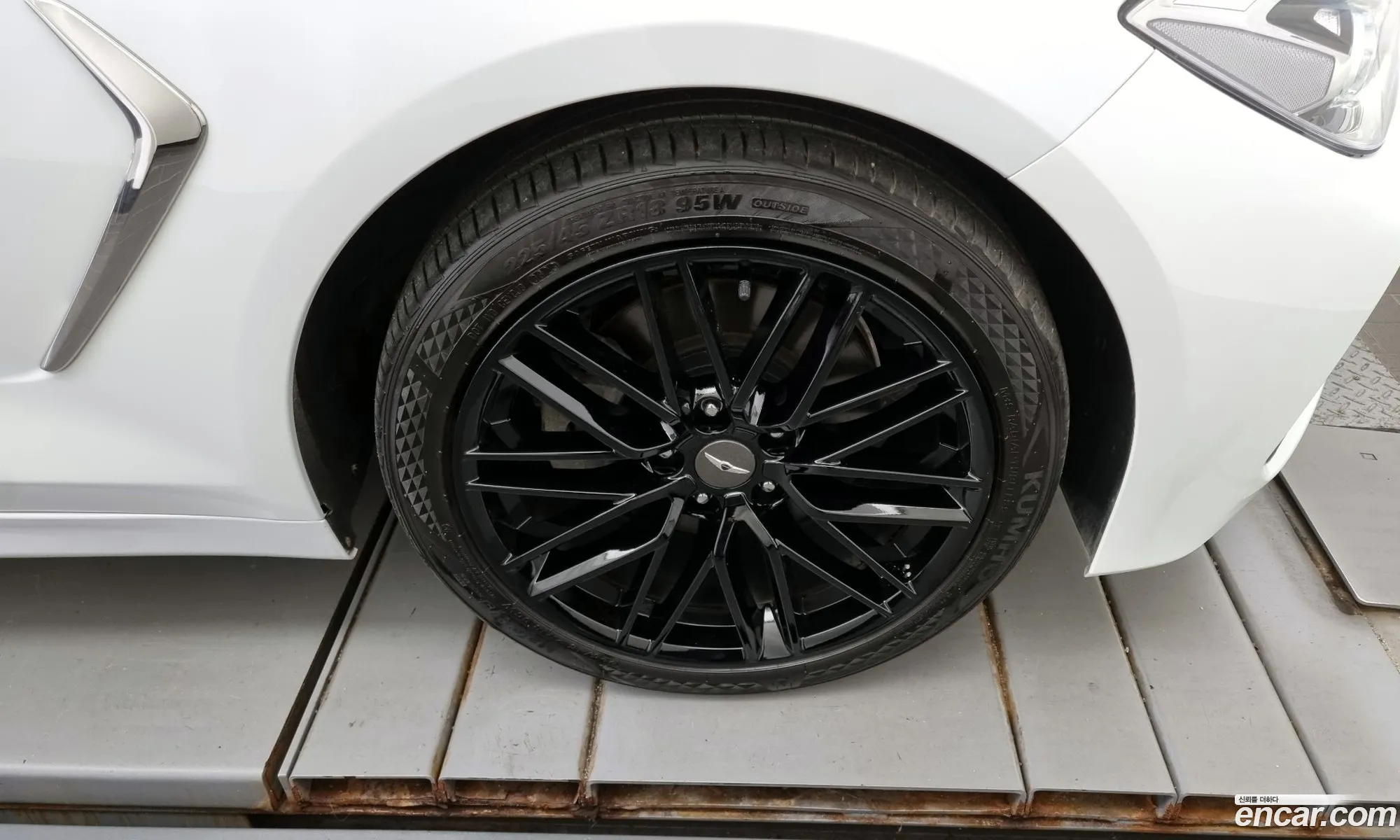 Genesis G70 I 20T 2018 - фотография 1694750