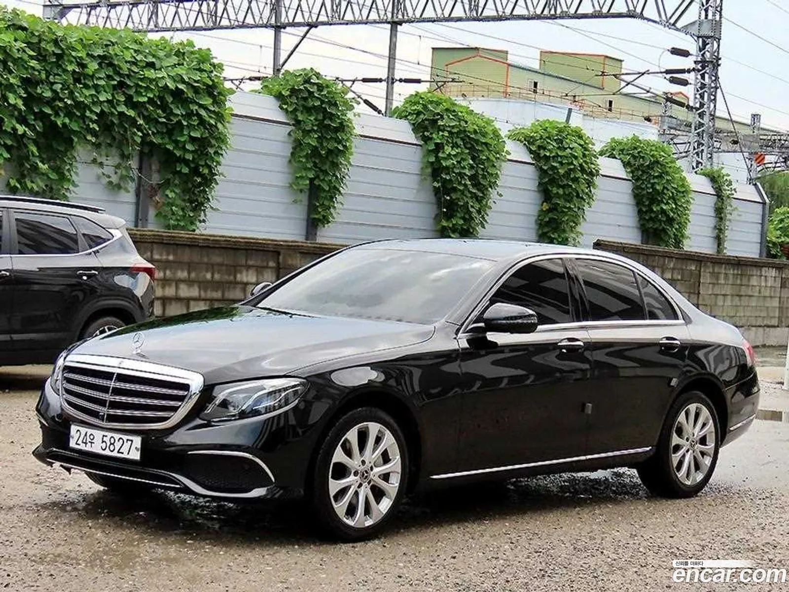 Mercedes-Benz E-Klasse V W213 S213 C238 E300 4Matic Exclusive 2018 - фотография 12539832