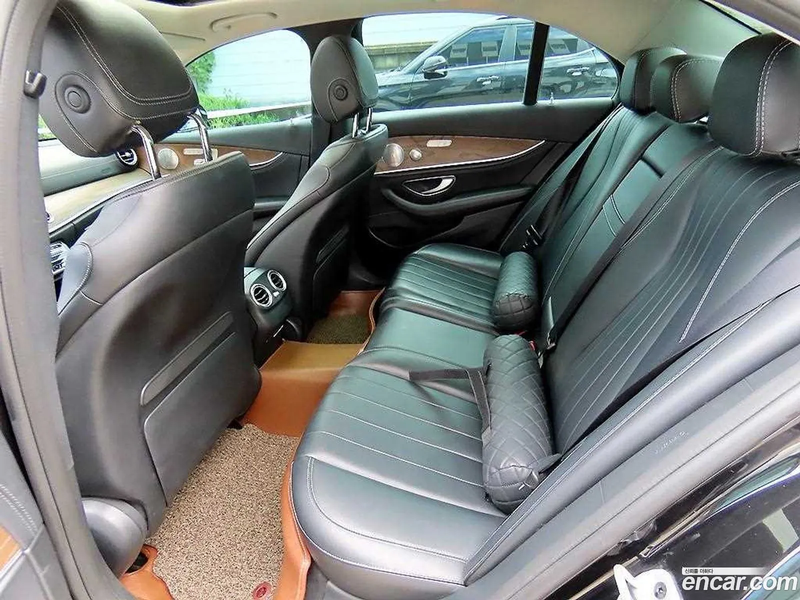Mercedes-Benz E-Klasse V W213 S213 C238 E300 4Matic Exclusive 2018 - фотография 12539836